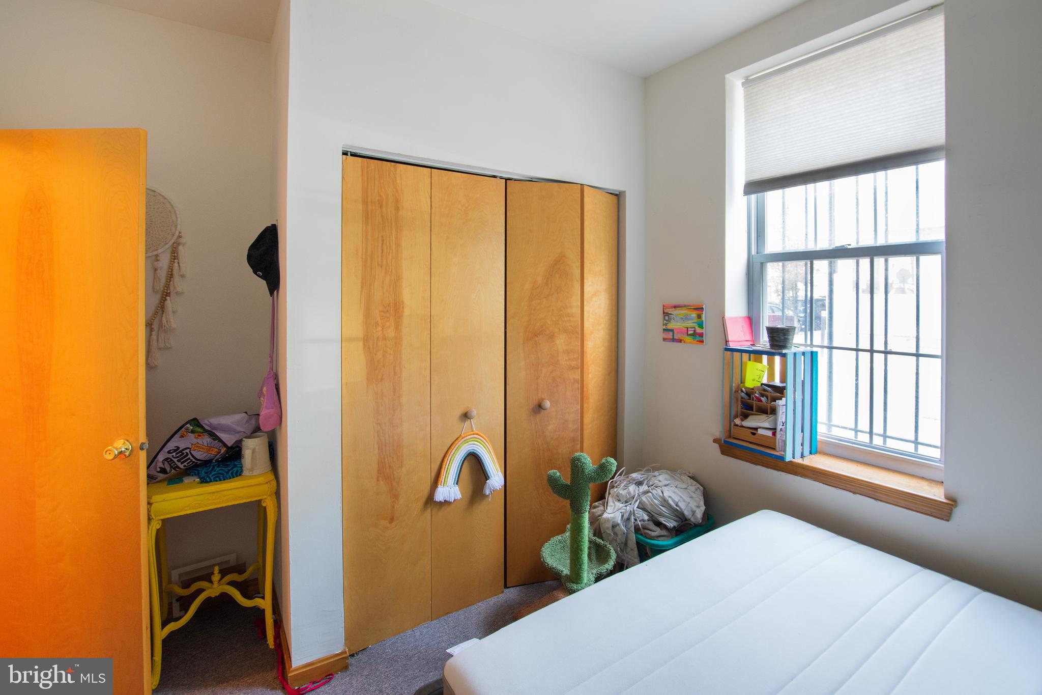 GRADUATE HOSPITAL - Residential Lease