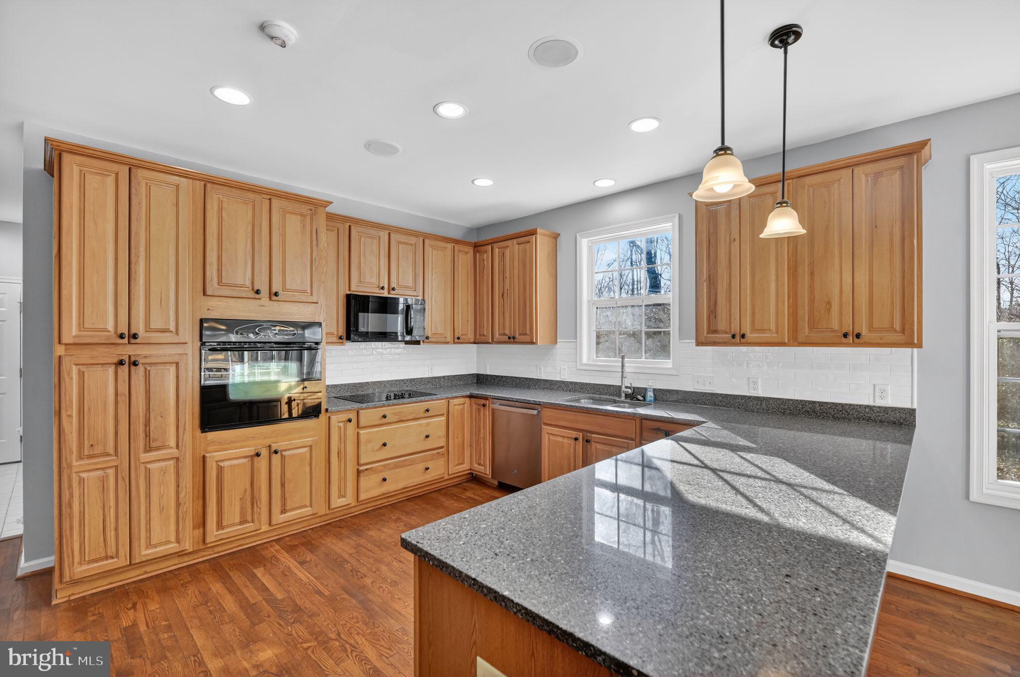 RIDGEWAY ESTATES - Residential