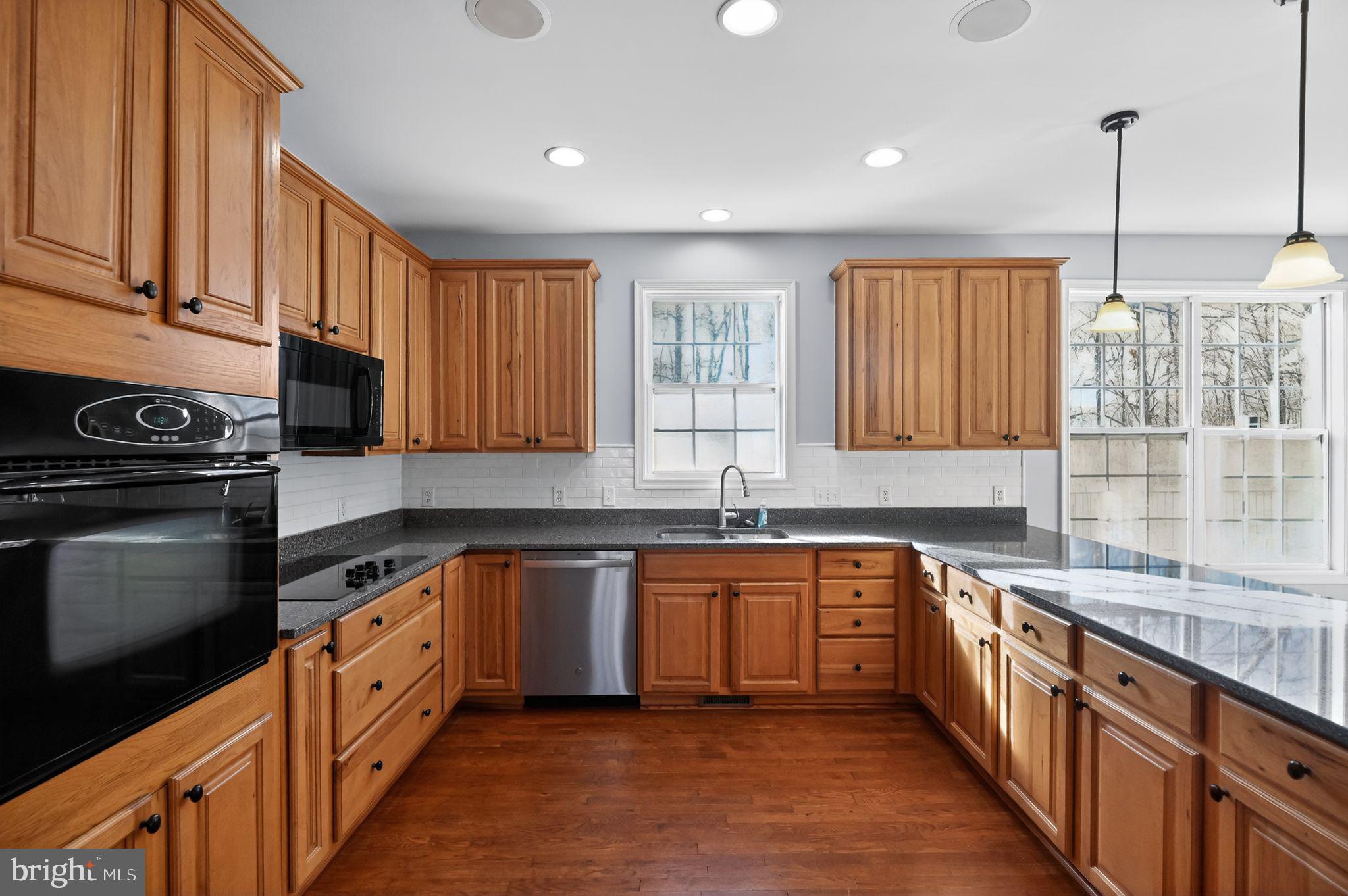 RIDGEWAY ESTATES - Residential