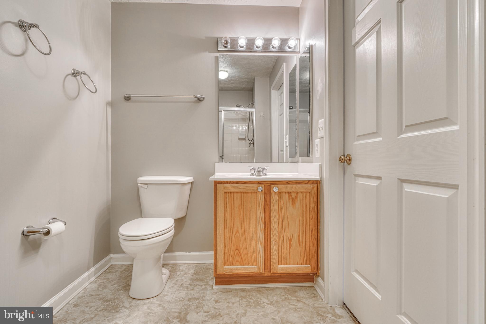 PERRY HALL - Residential Lease