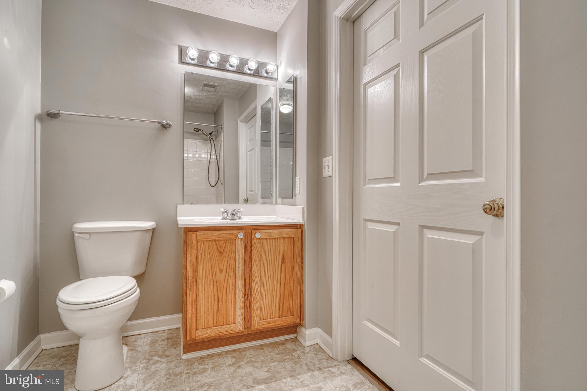 PERRY HALL - Residential Lease