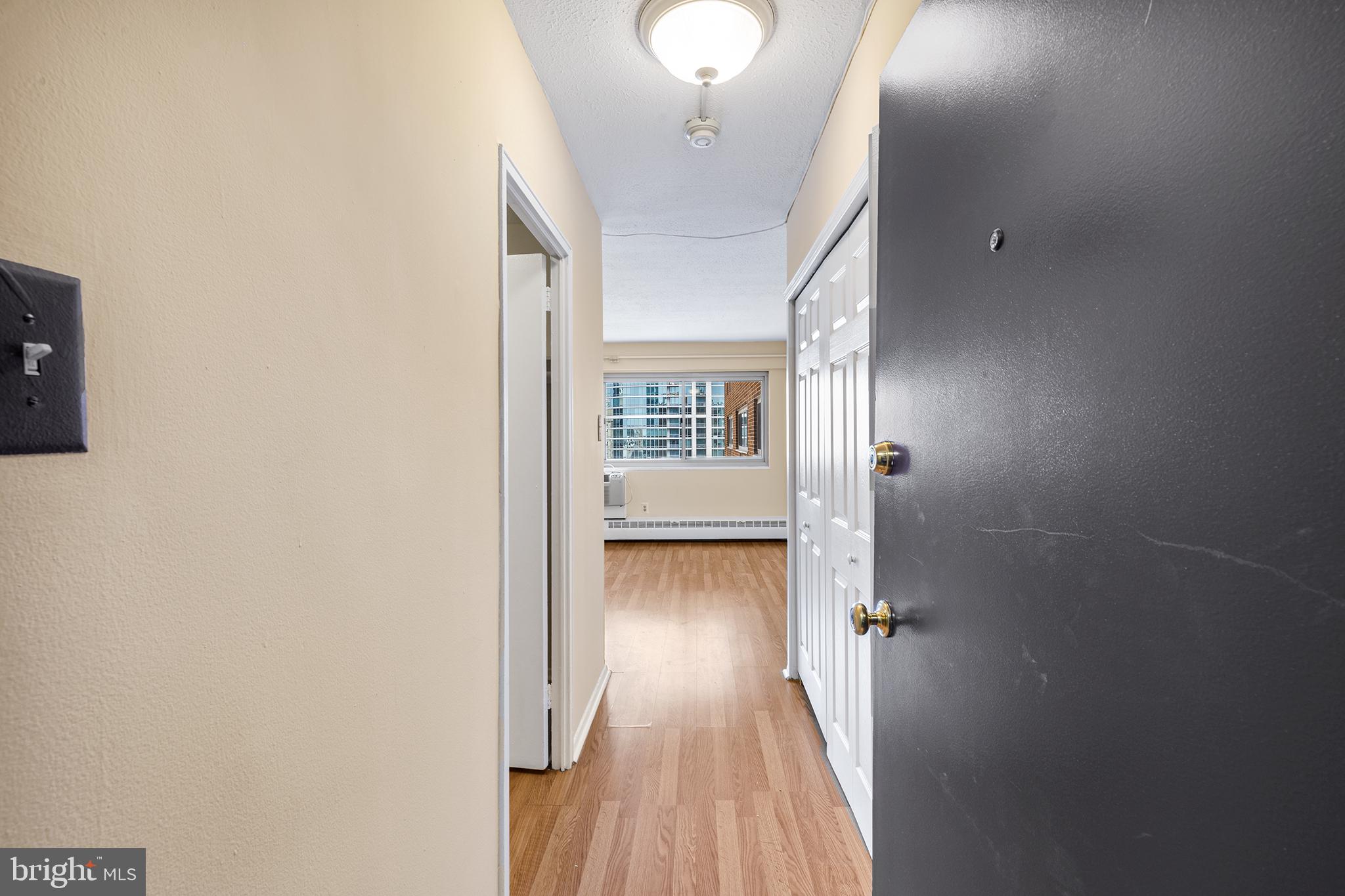 Great studio with skyline views now available at the Riverwest! Just off of Rittenhouse Square, this studio features new flooring, large storage and closet space. Expansive windows give this 11th floor studio ample natural light. Within walking distance of Trader Joe’s, 30th Street Station, Drexel University, Penn, Rittenhouse Square, The Schuylkill River Trail, and many wonderful restaurants and shops along Chestnut & Walnut Street. Pets considered on a case-by-case basis for an additional fee. All utilities included except cable & internet!