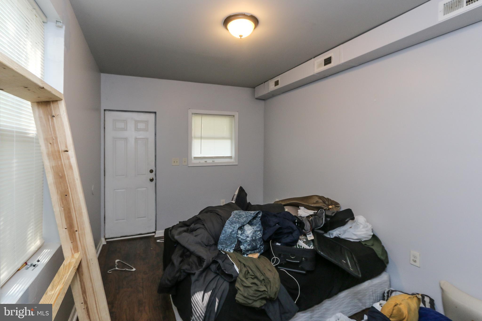 HIGHLANDTOWN - Residential Income