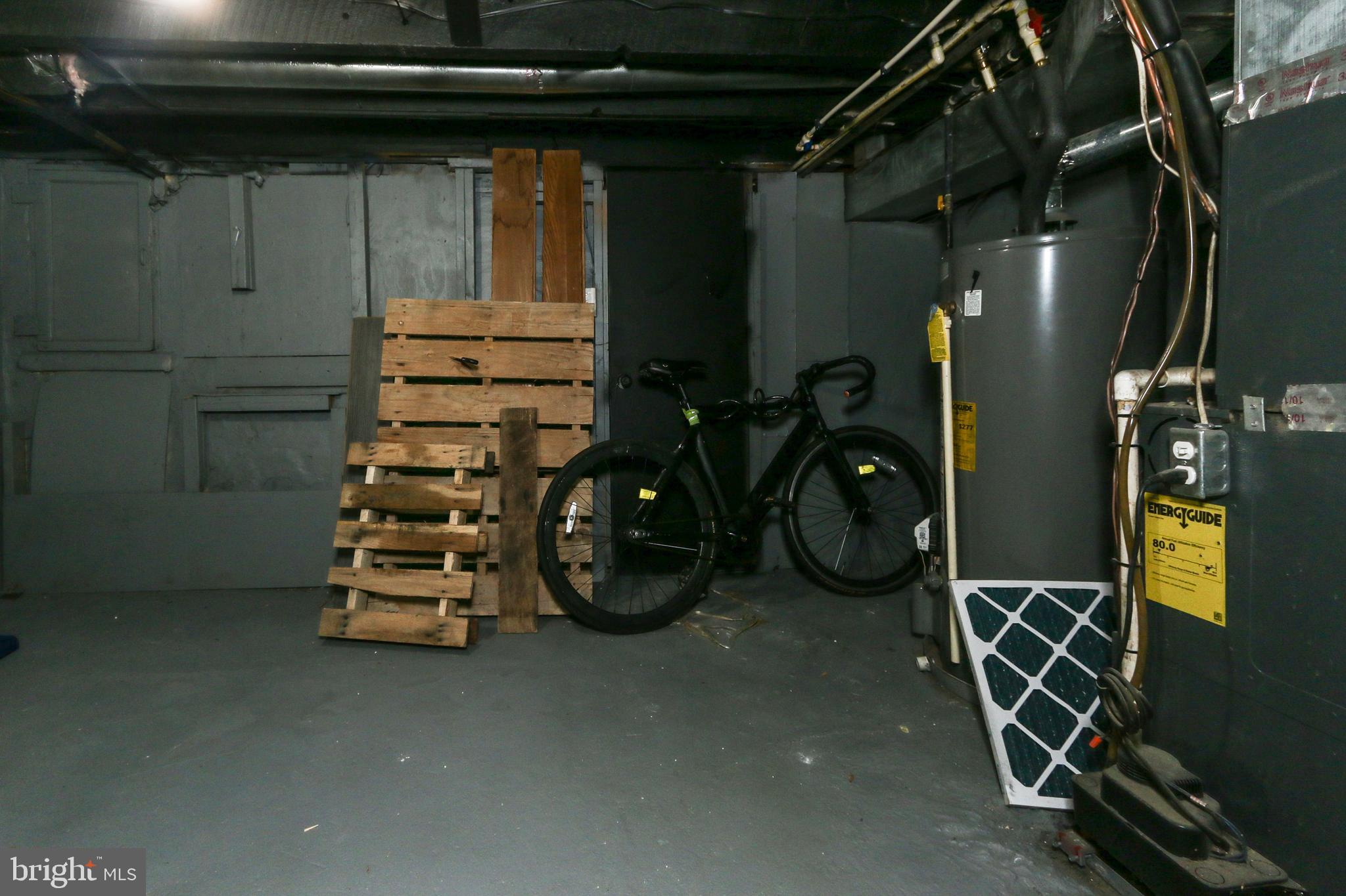 HIGHLANDTOWN - Residential Income