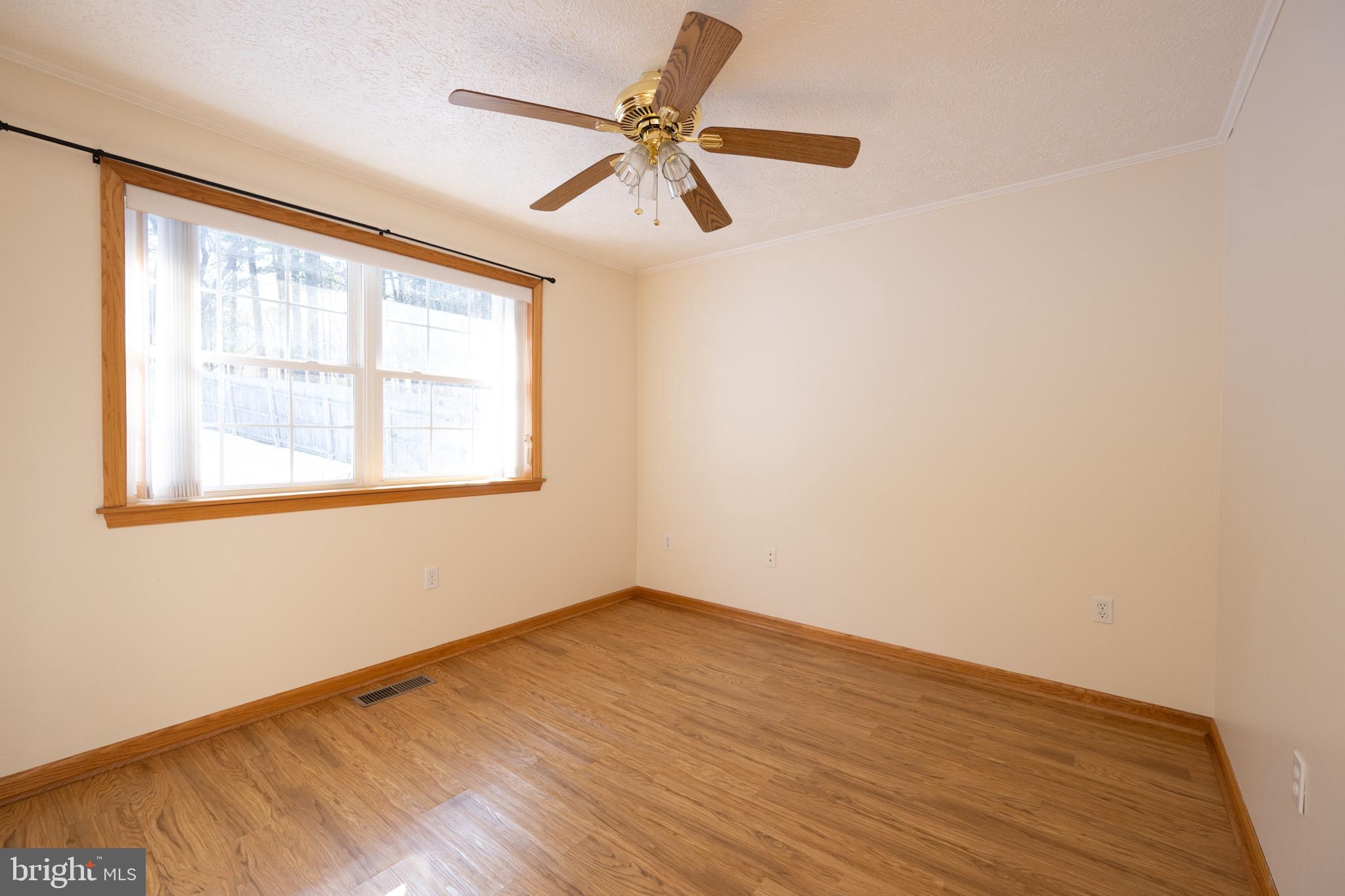 OAKLAND - Residential