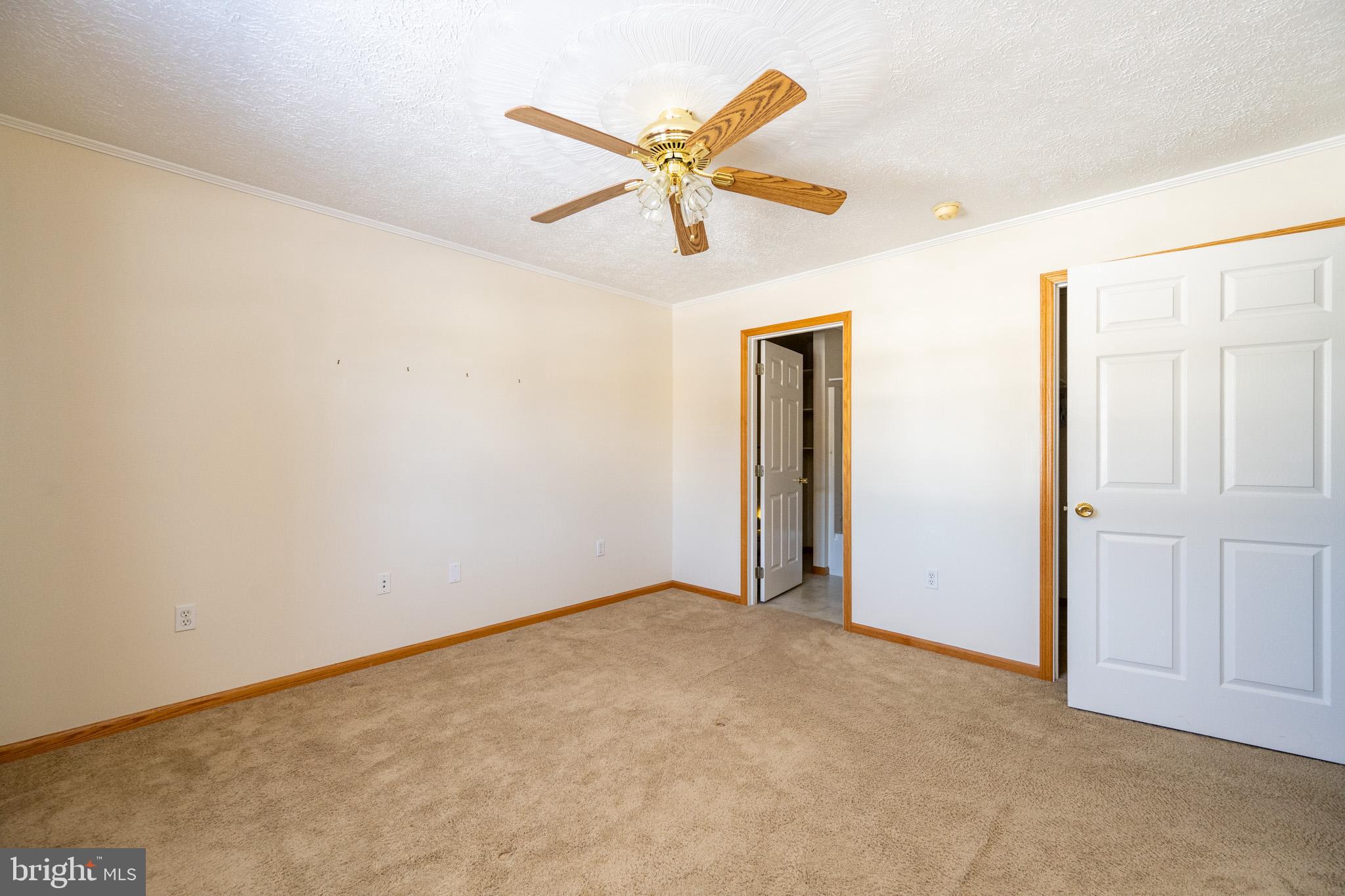 OAKLAND - Residential