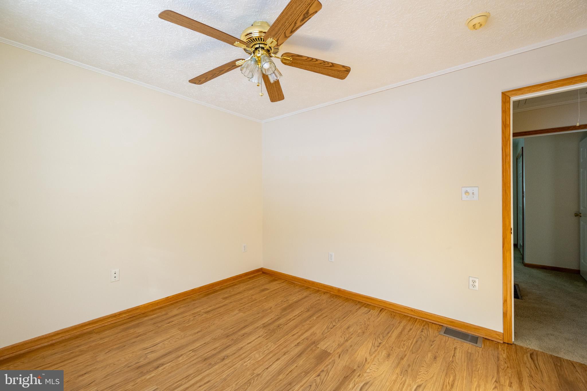 OAKLAND - Residential