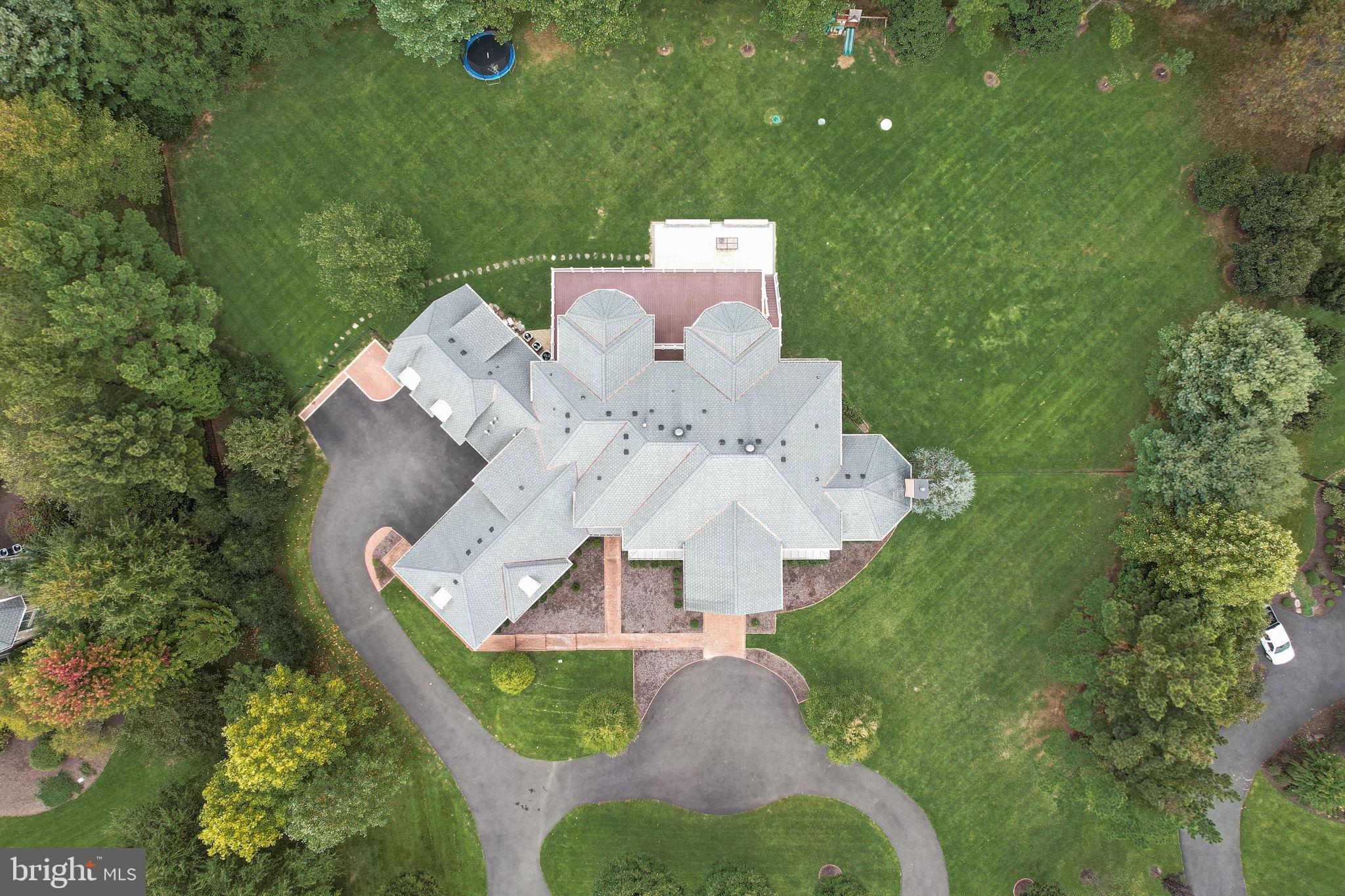 GROVEMONT - Residential