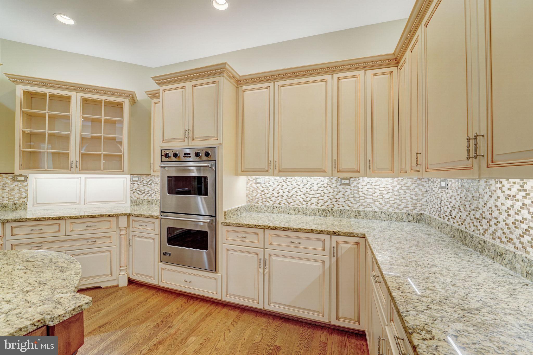 GROVEMONT - Residential