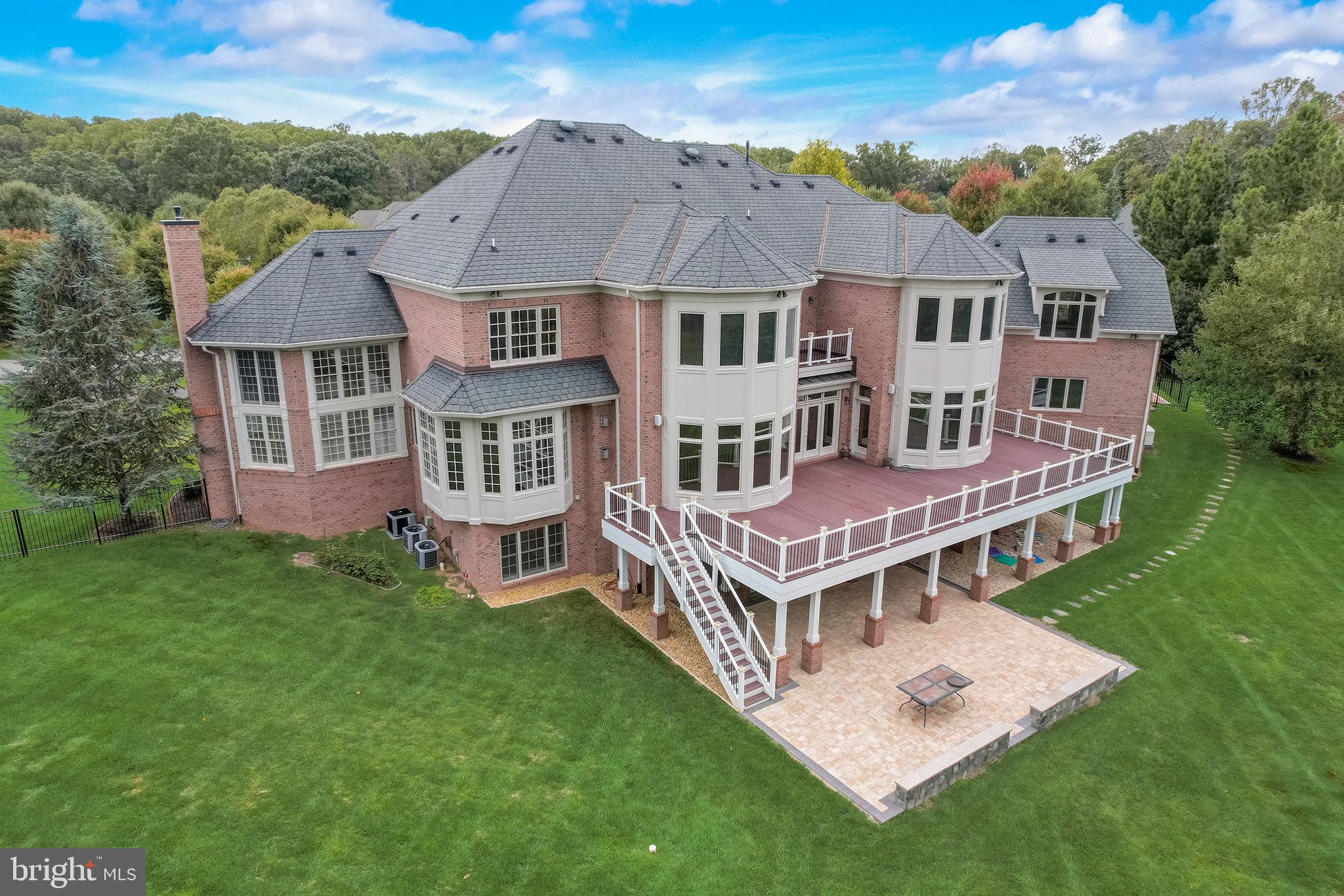 GROVEMONT - Residential