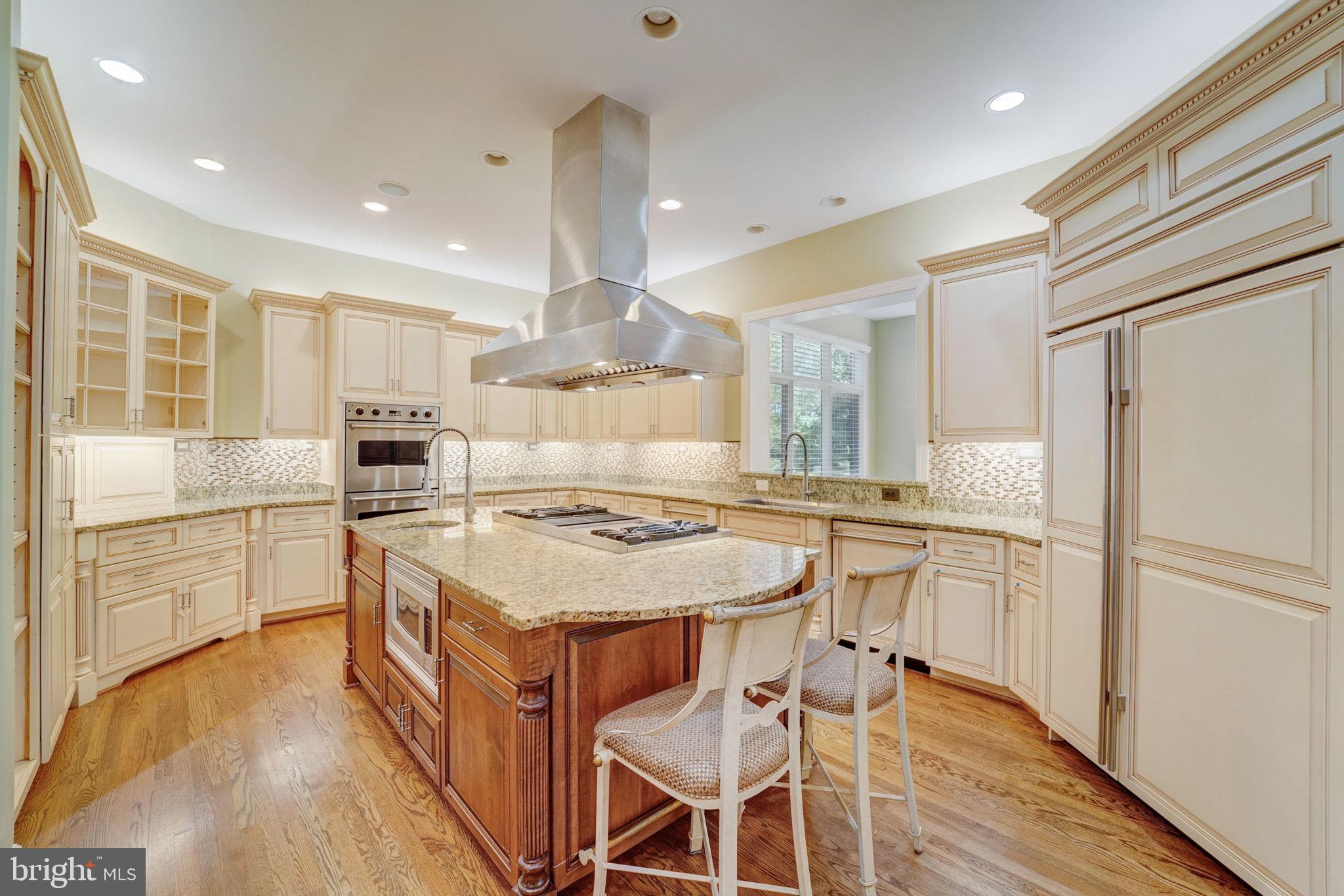 GROVEMONT - Residential