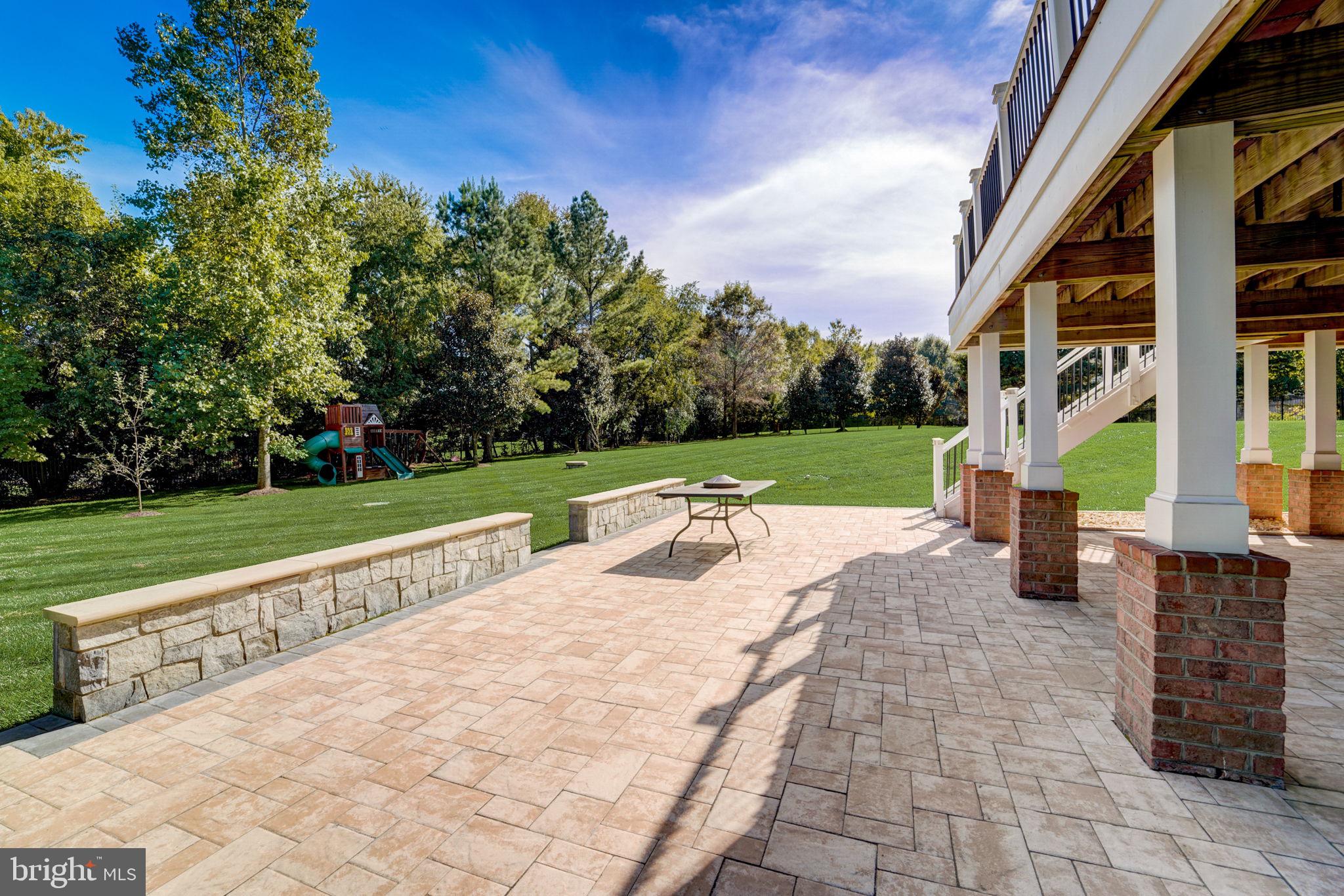 GROVEMONT - Residential