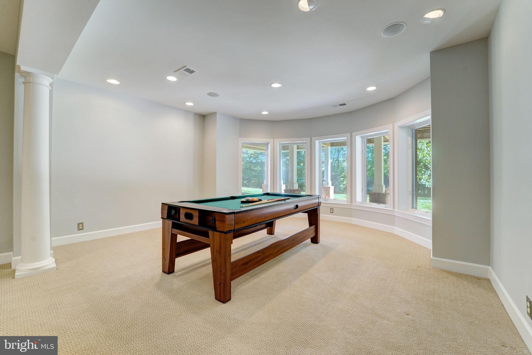 GROVEMONT - Residential