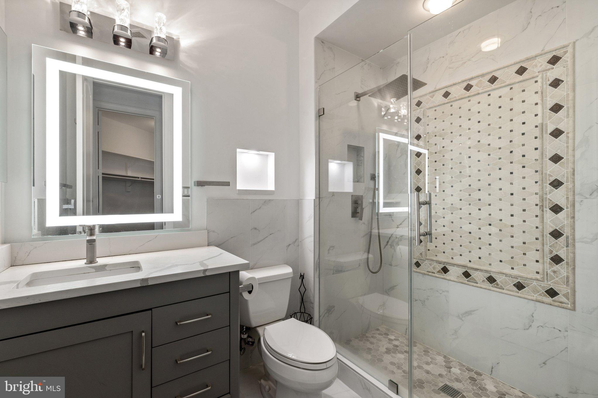 GROVEMONT - Residential