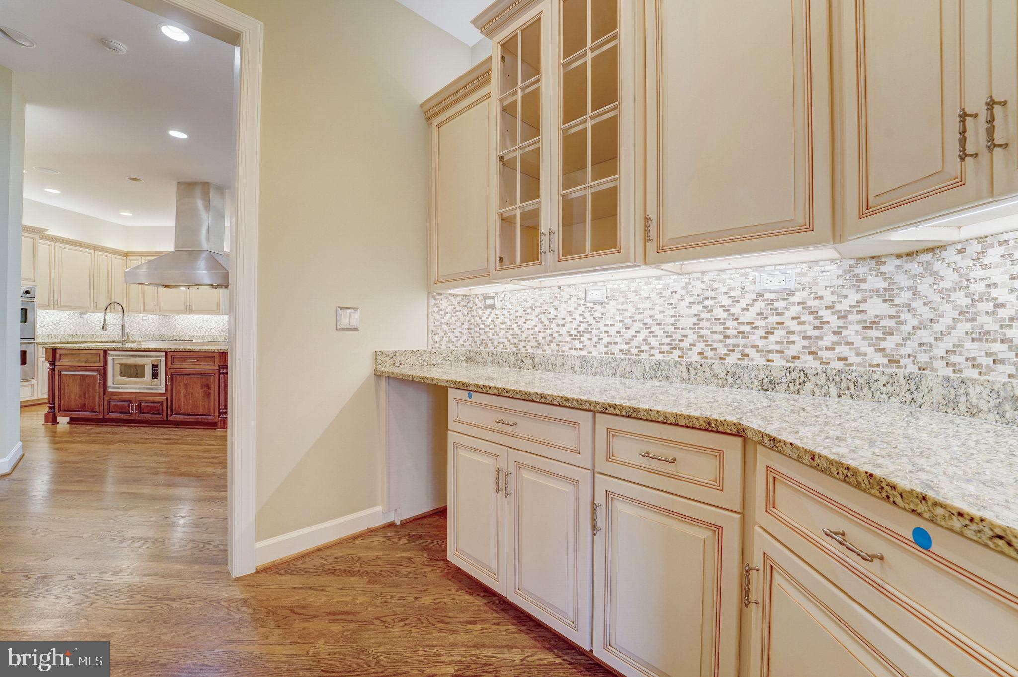 GROVEMONT - Residential