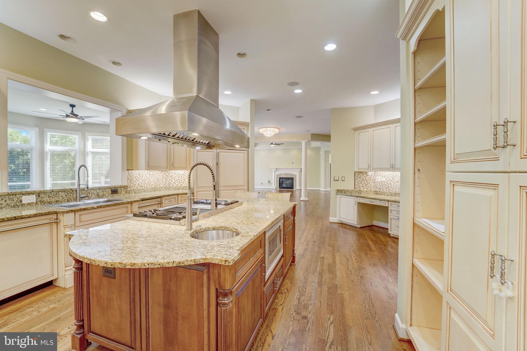 GROVEMONT - Residential