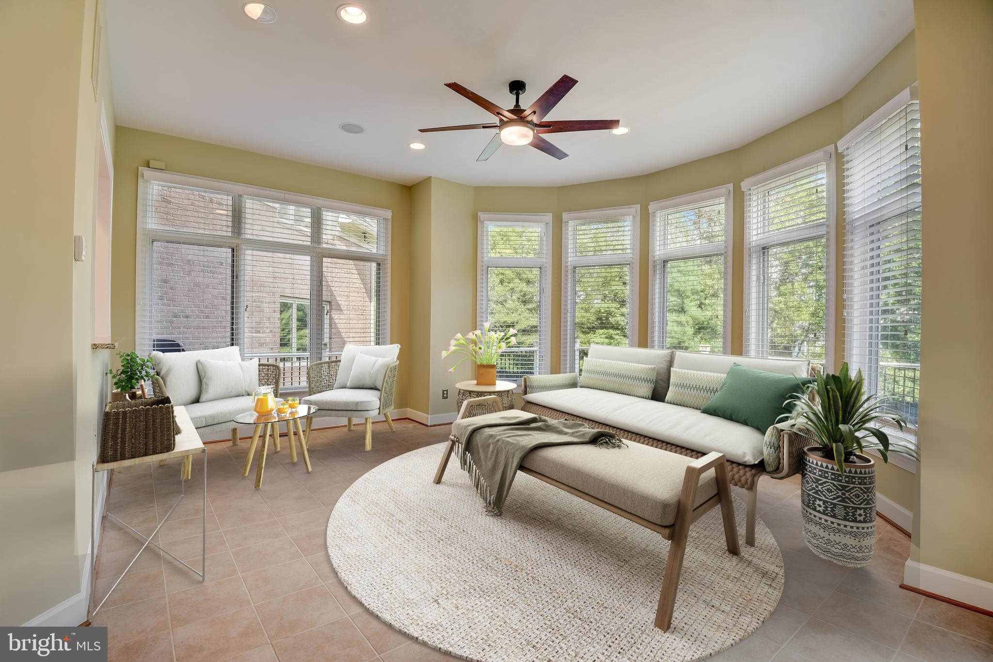 GROVEMONT - Residential