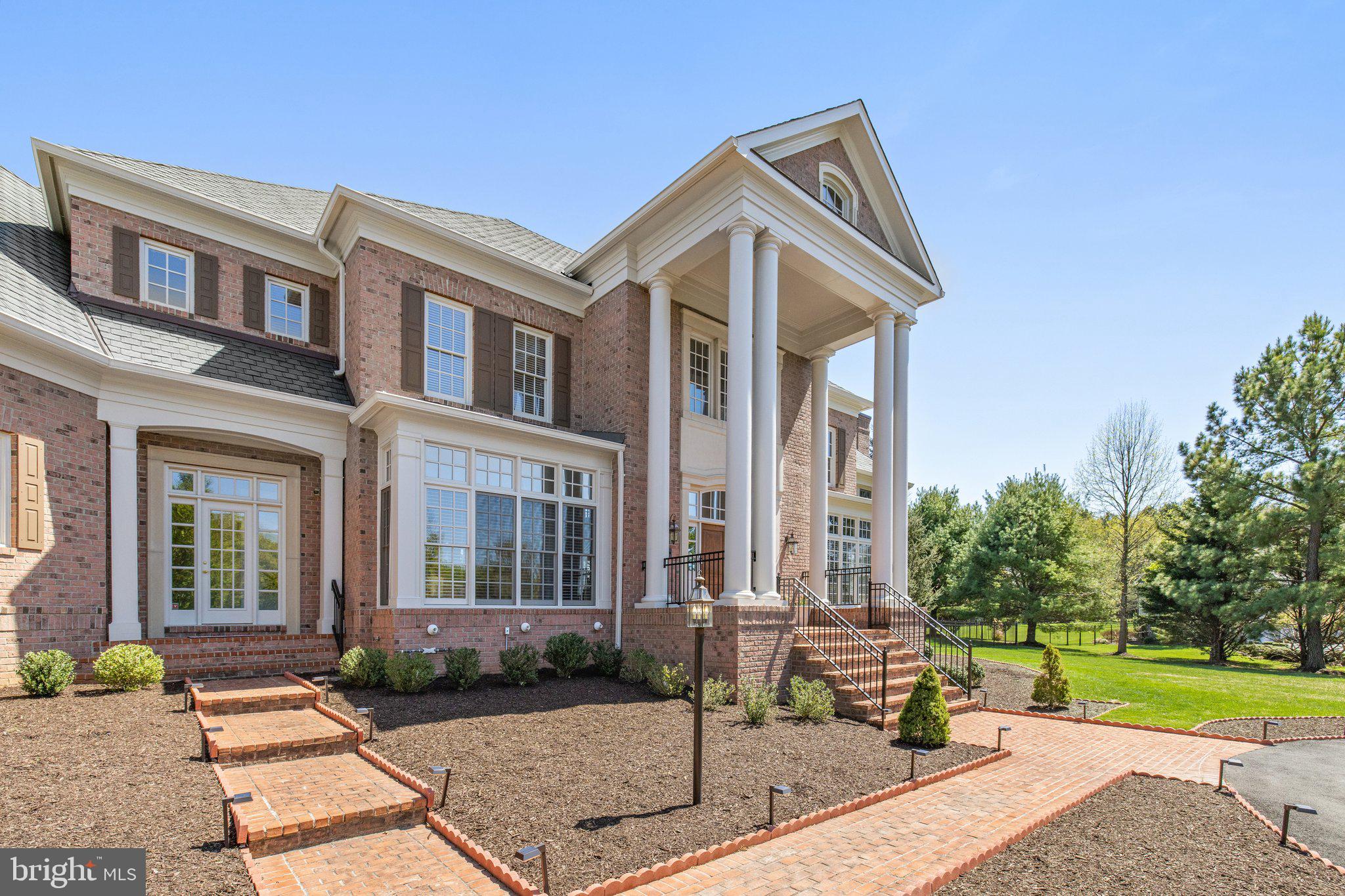 GROVEMONT - Residential