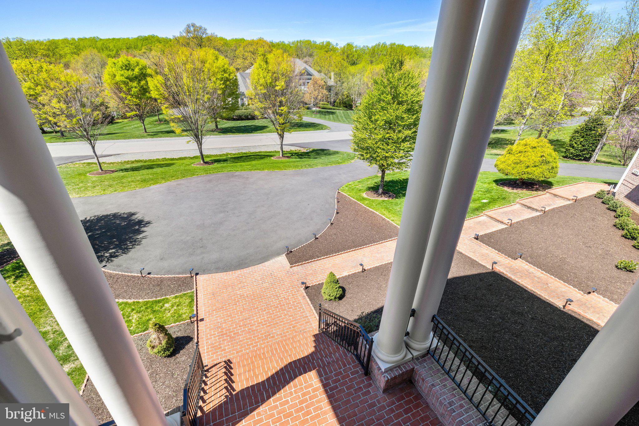 GROVEMONT - Residential