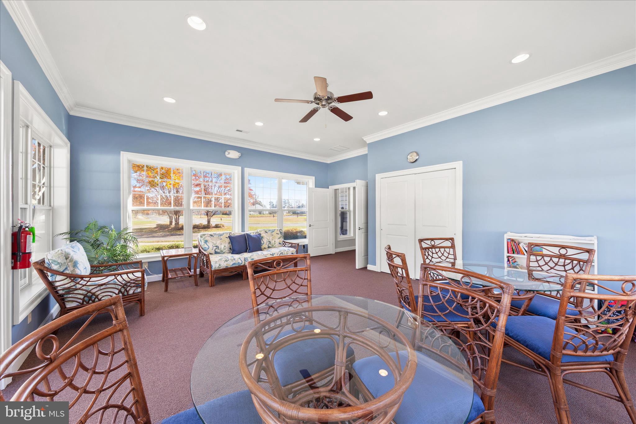 OAKWOOD VILLAGE - Residential