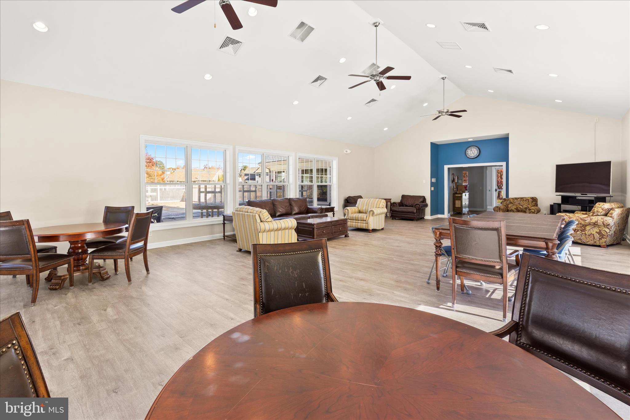 OAKWOOD VILLAGE - Residential