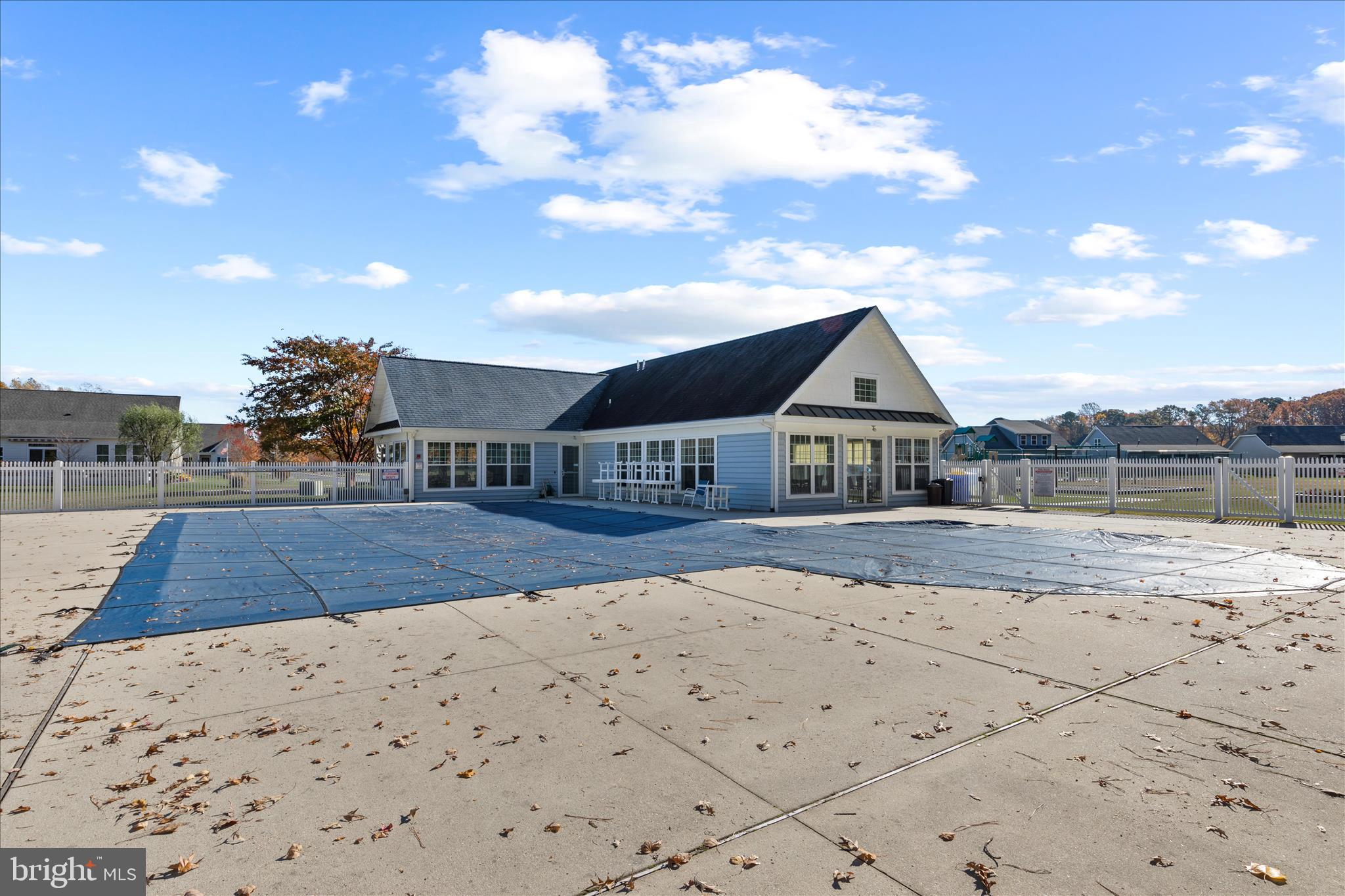 OAKWOOD VILLAGE - Residential