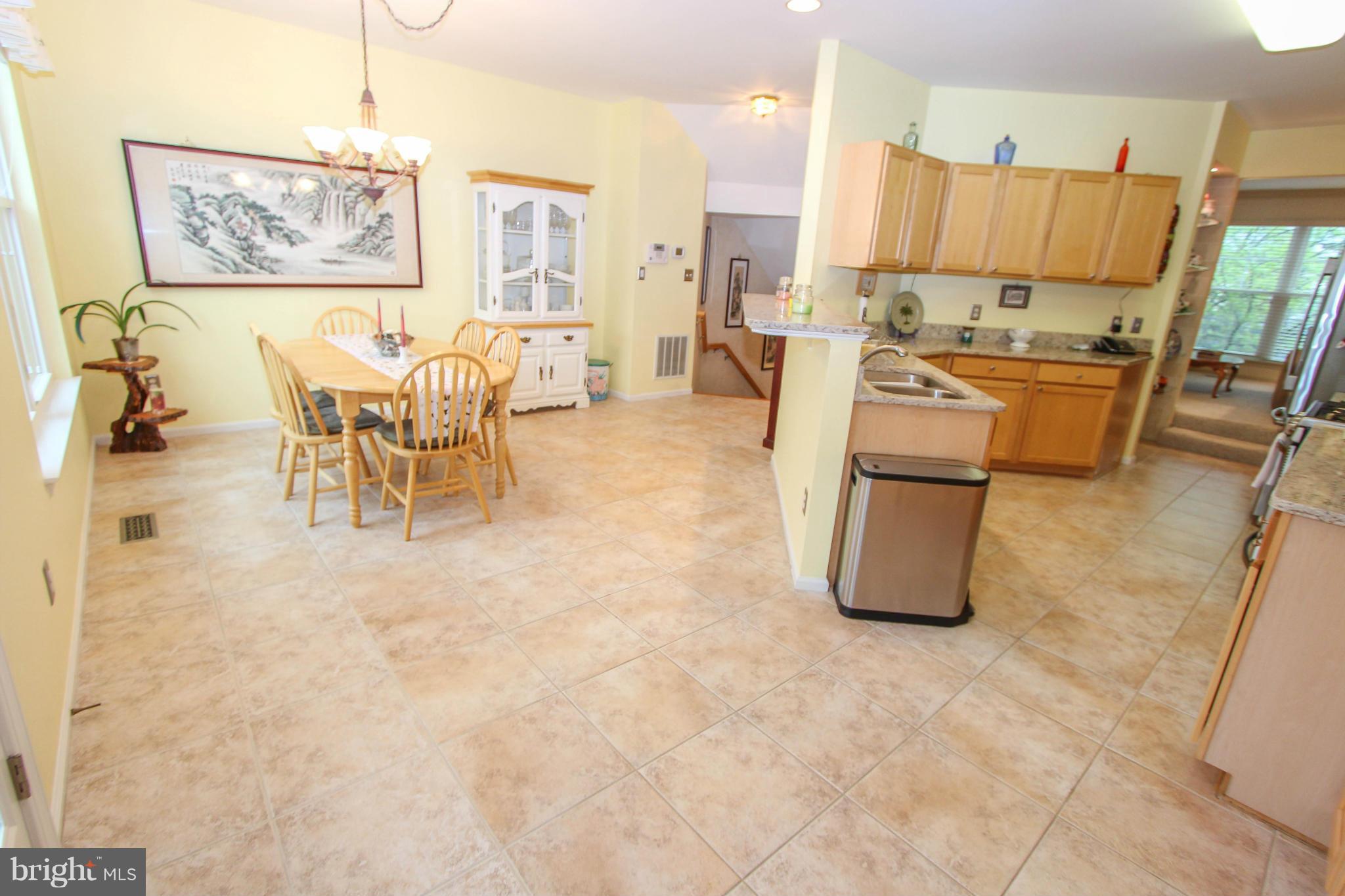 SOUTH RIDING - Residential