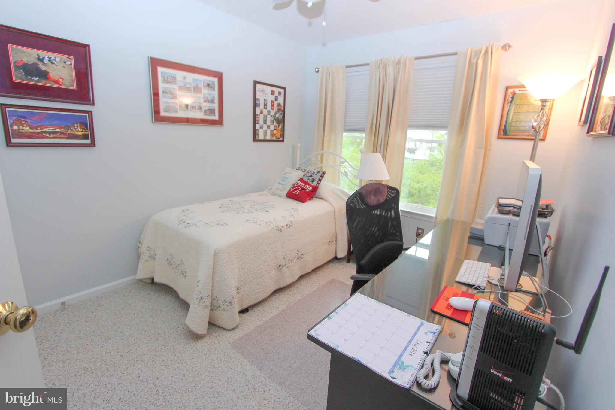 SOUTH RIDING - Residential