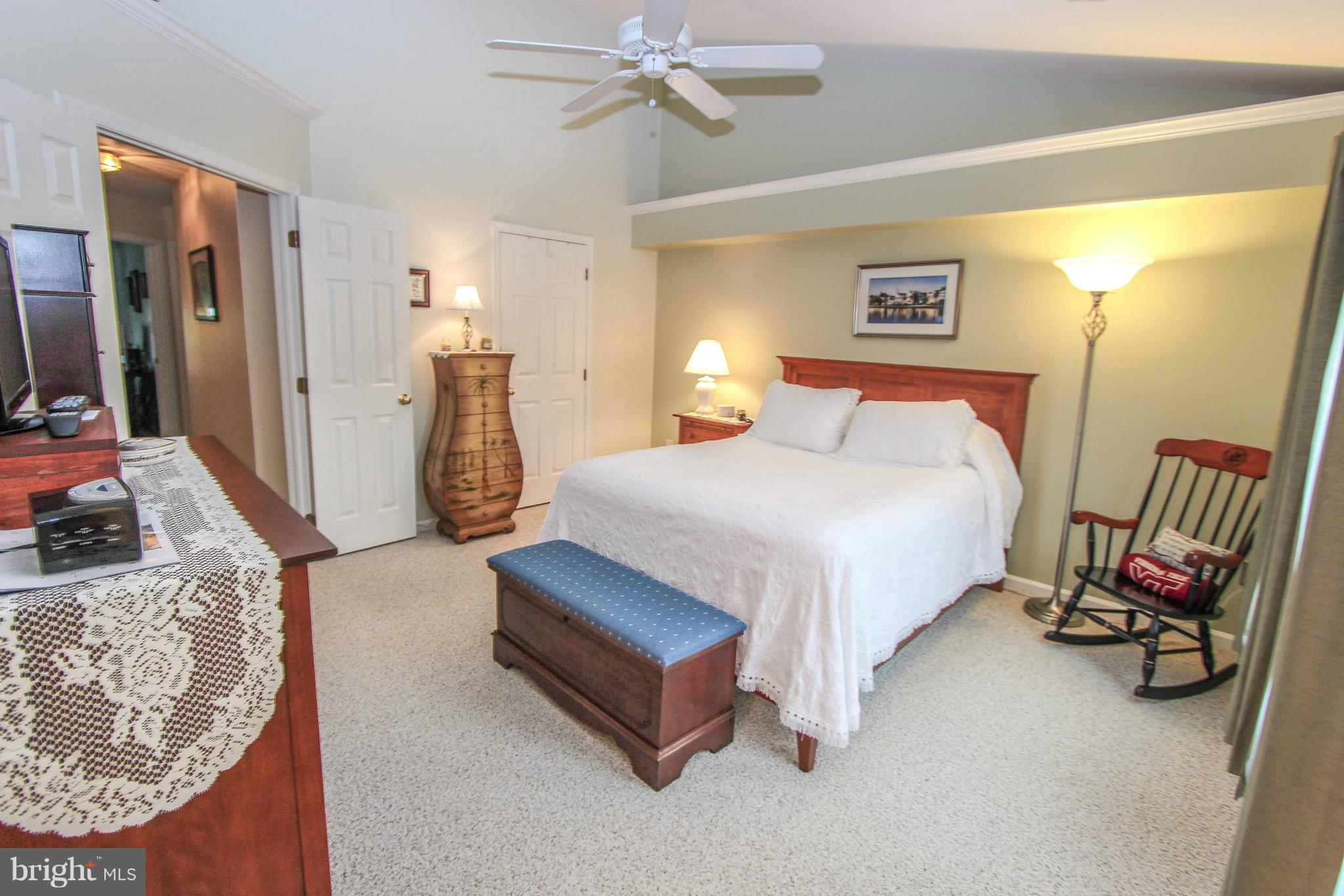 SOUTH RIDING - Residential