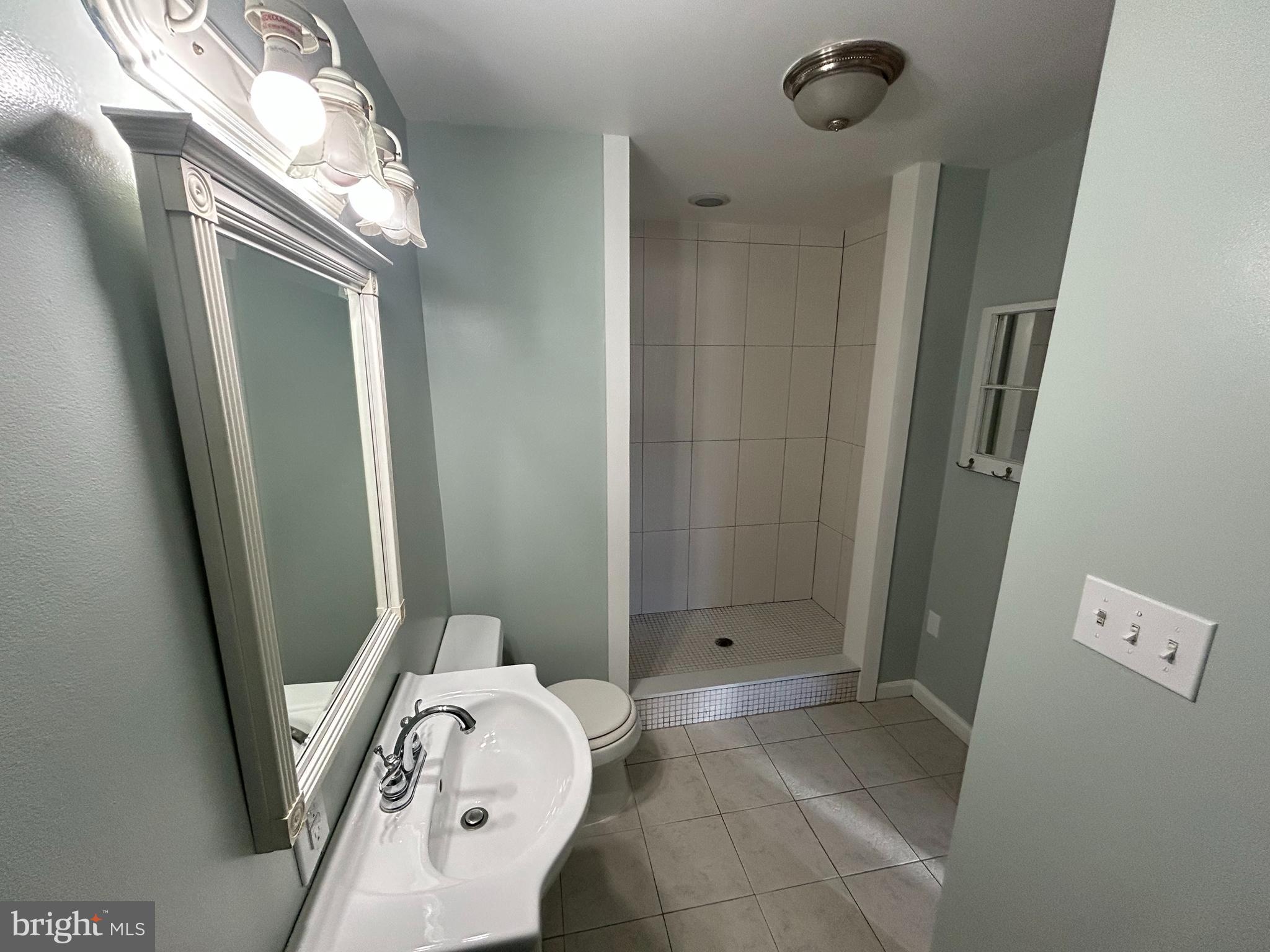 NORTHVIEW AT LAKE VILLAGE - Residential