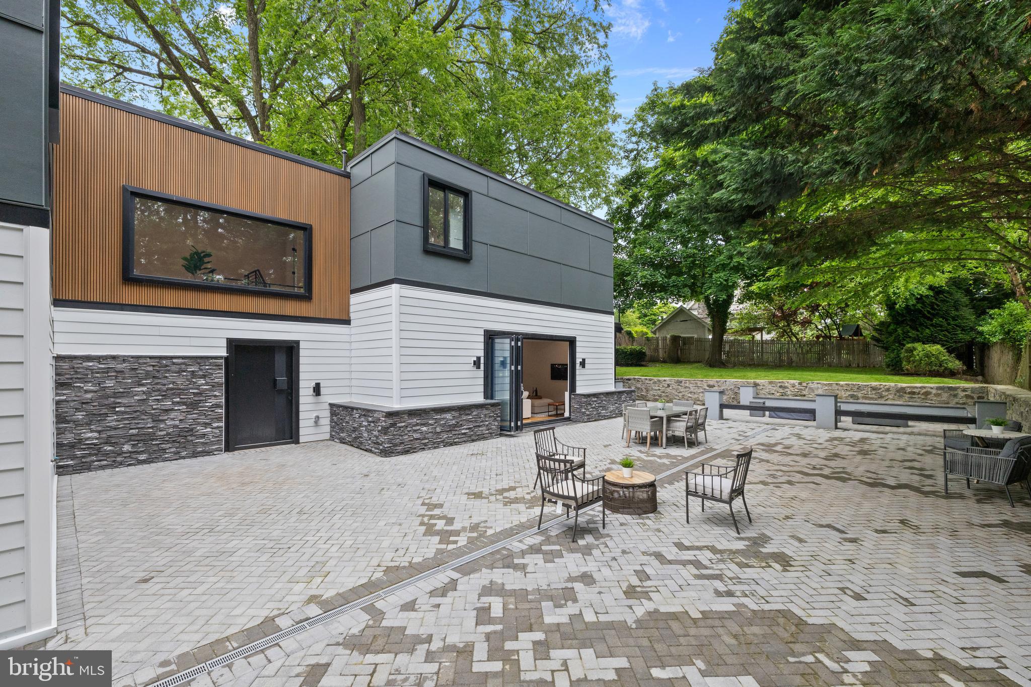 MERION STATION - Residential