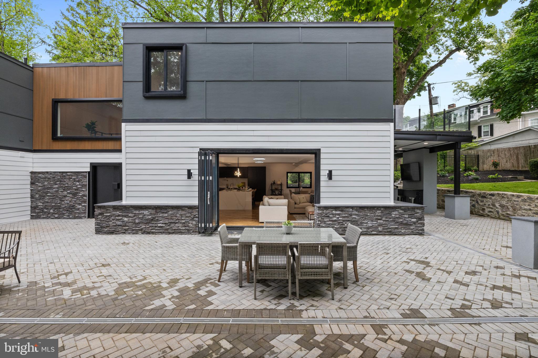 MERION STATION - Residential