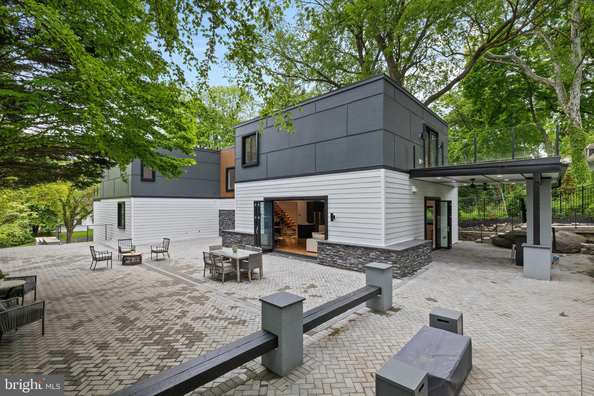 MERION STATION - Residential