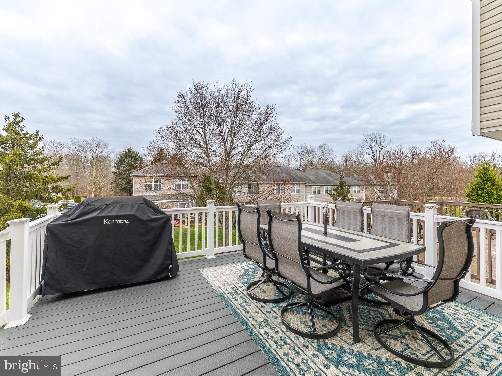 LINDENFIELD - Residential