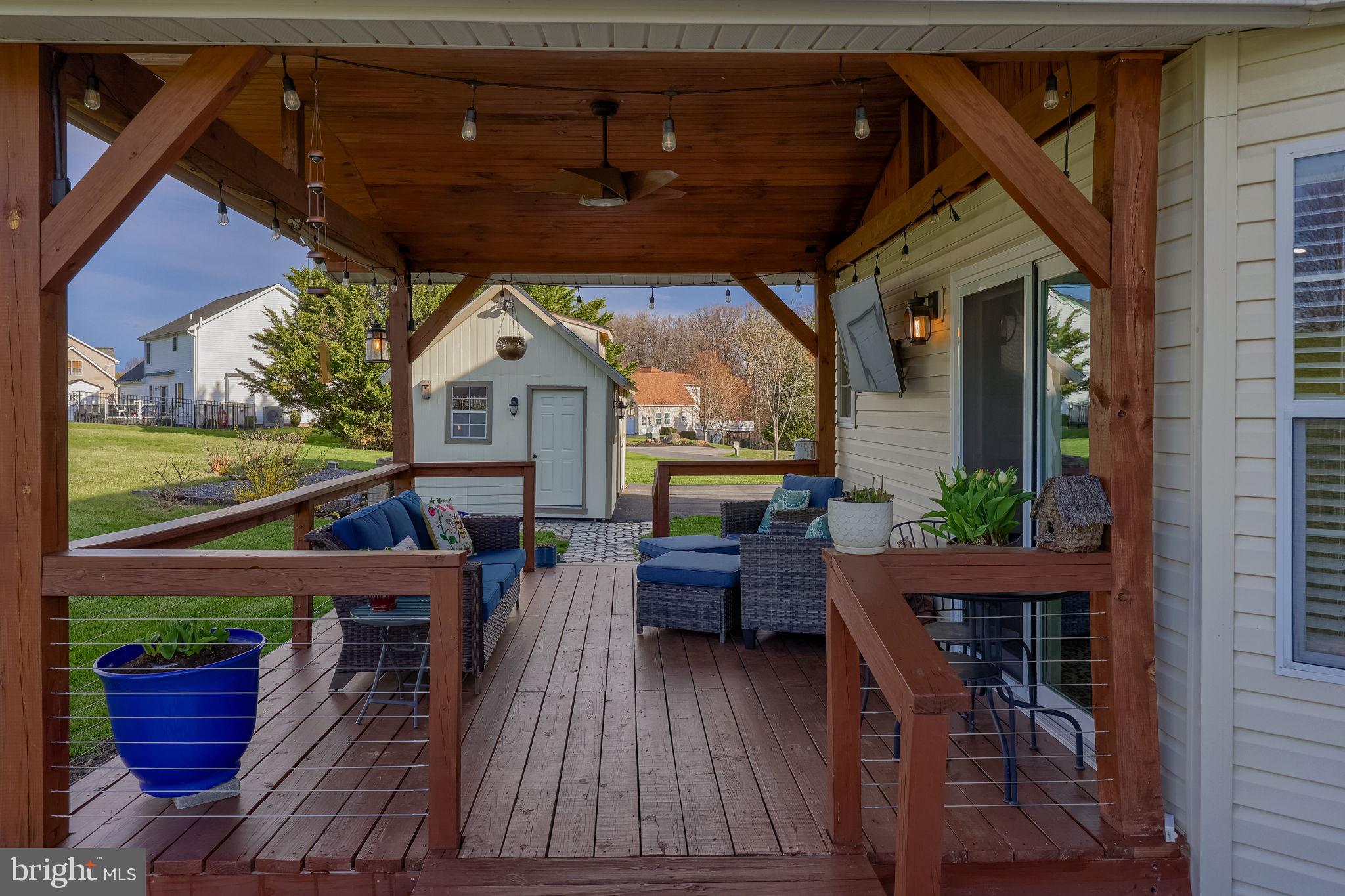 MAYERS SUMMIT - Residential