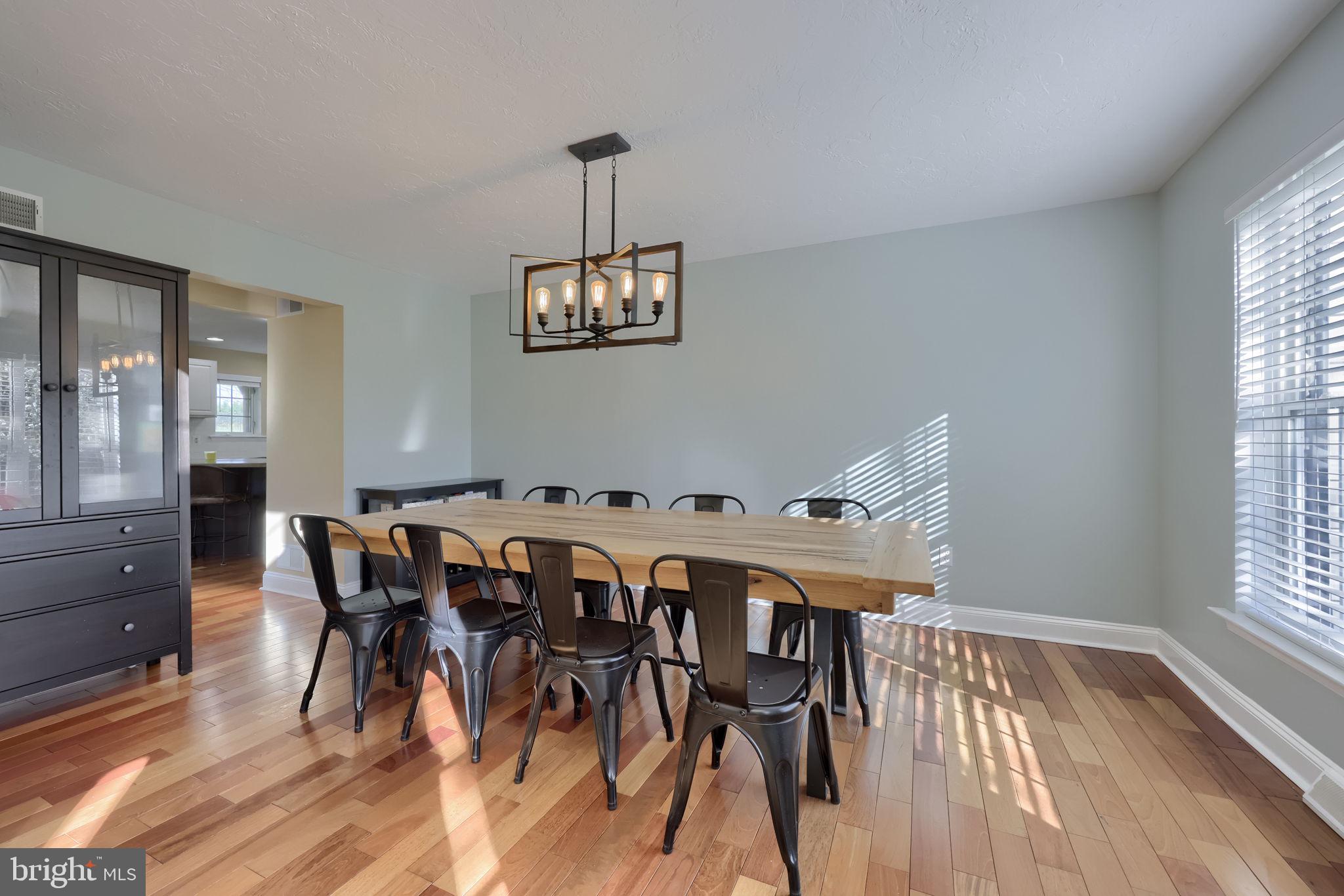 MAYERS SUMMIT - Residential