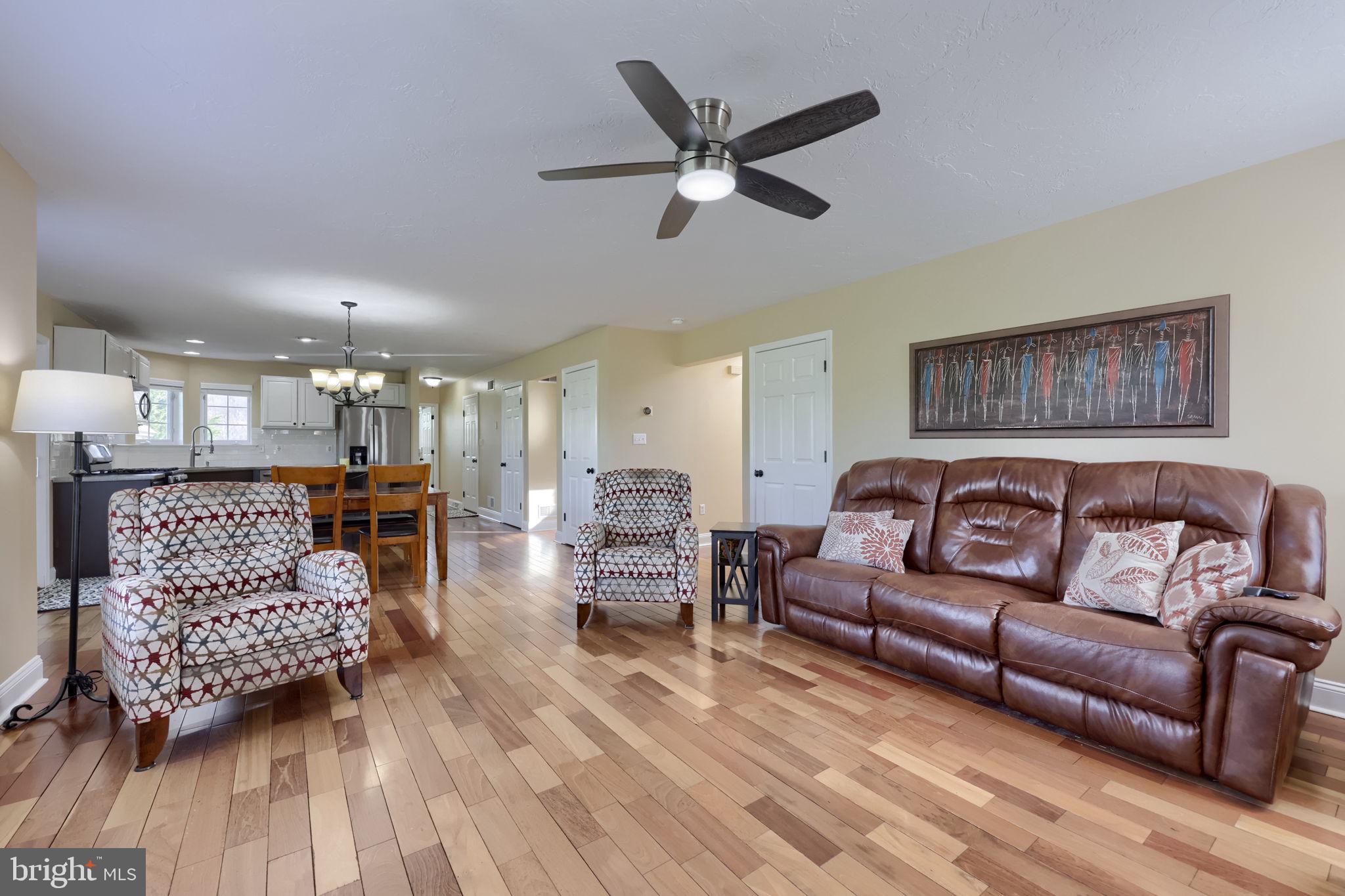 MAYERS SUMMIT - Residential