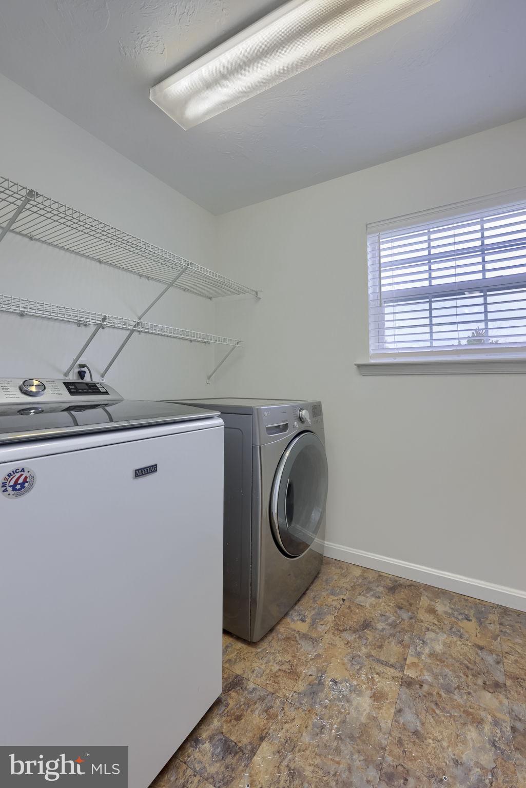 MAYERS SUMMIT - Residential