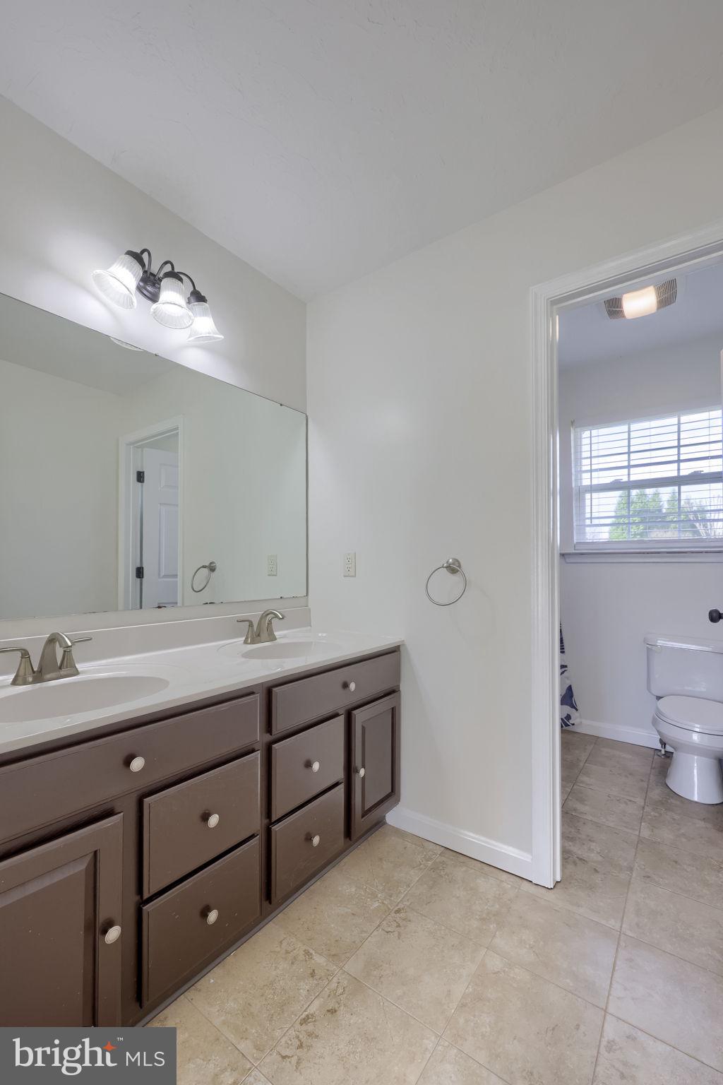 MAYERS SUMMIT - Residential