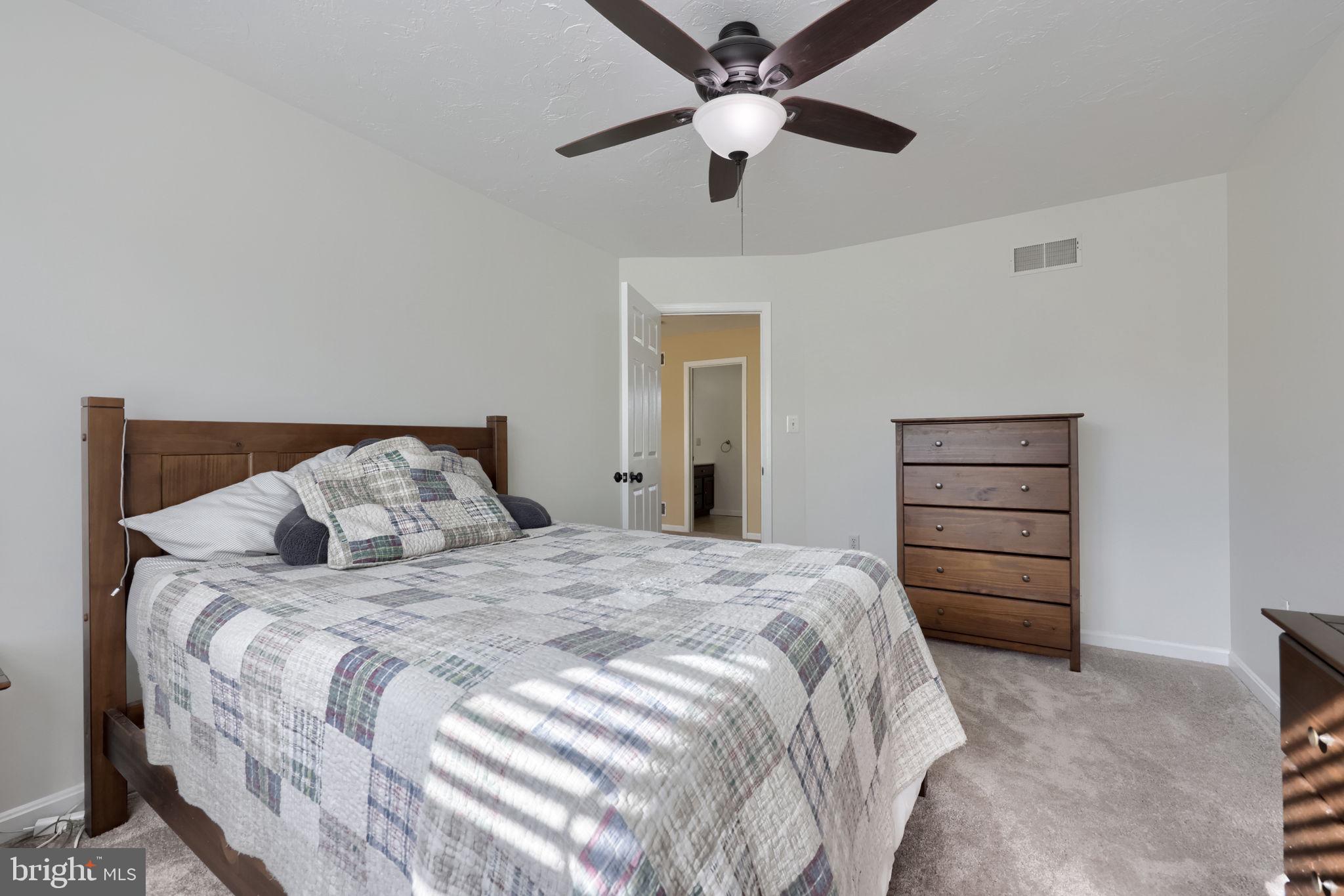 MAYERS SUMMIT - Residential