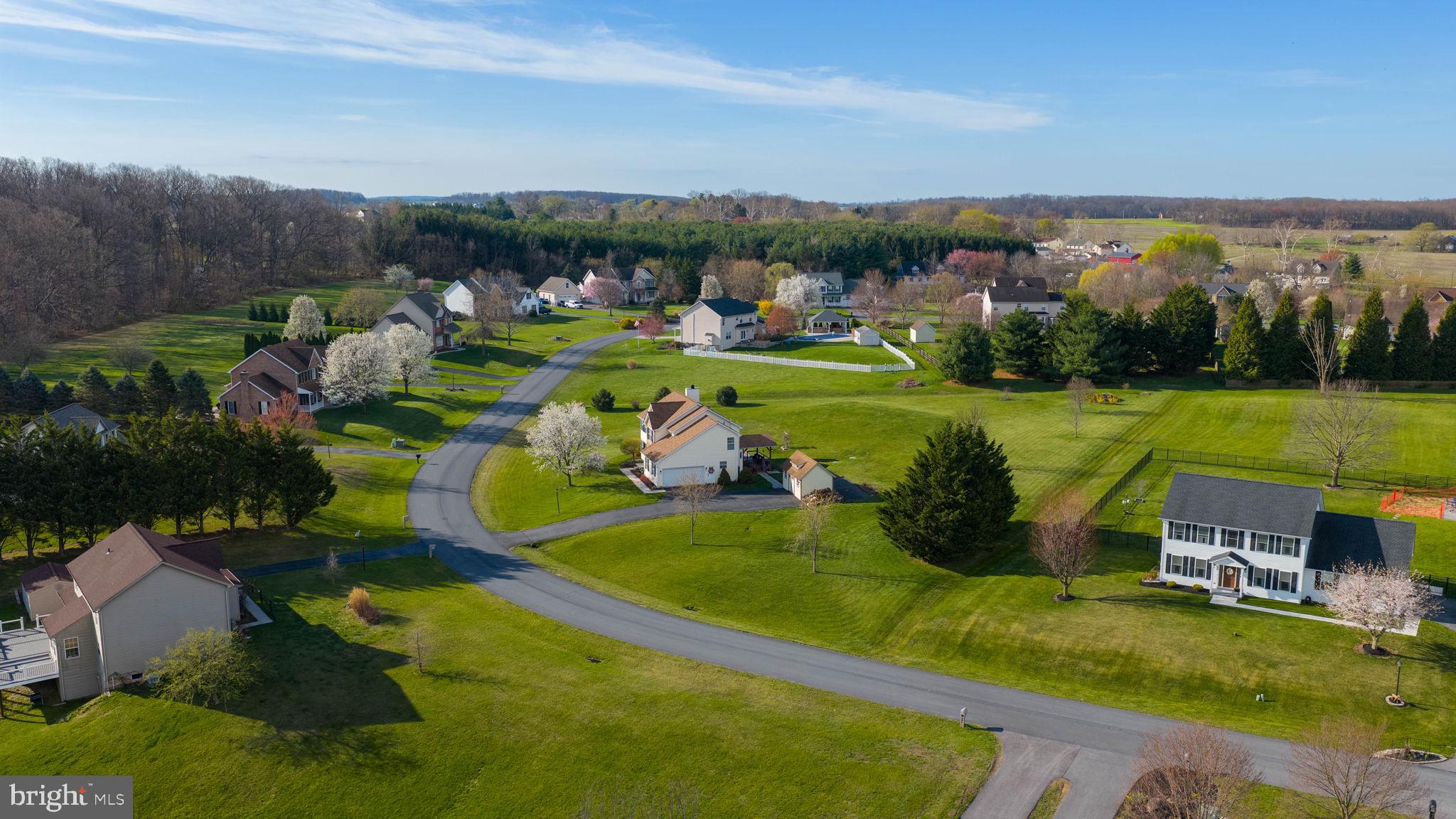 MAYERS SUMMIT - Residential