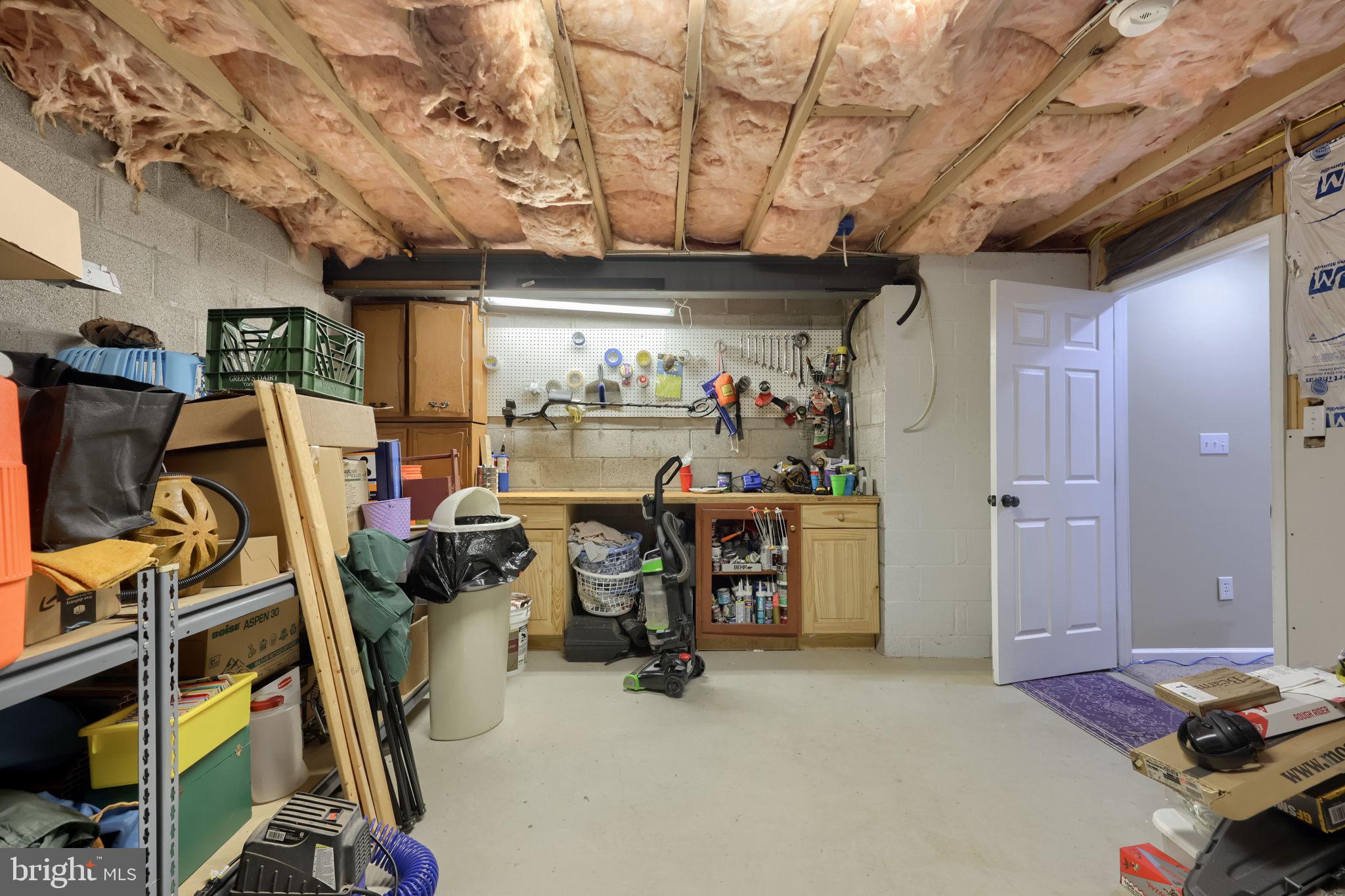 MAYERS SUMMIT - Residential