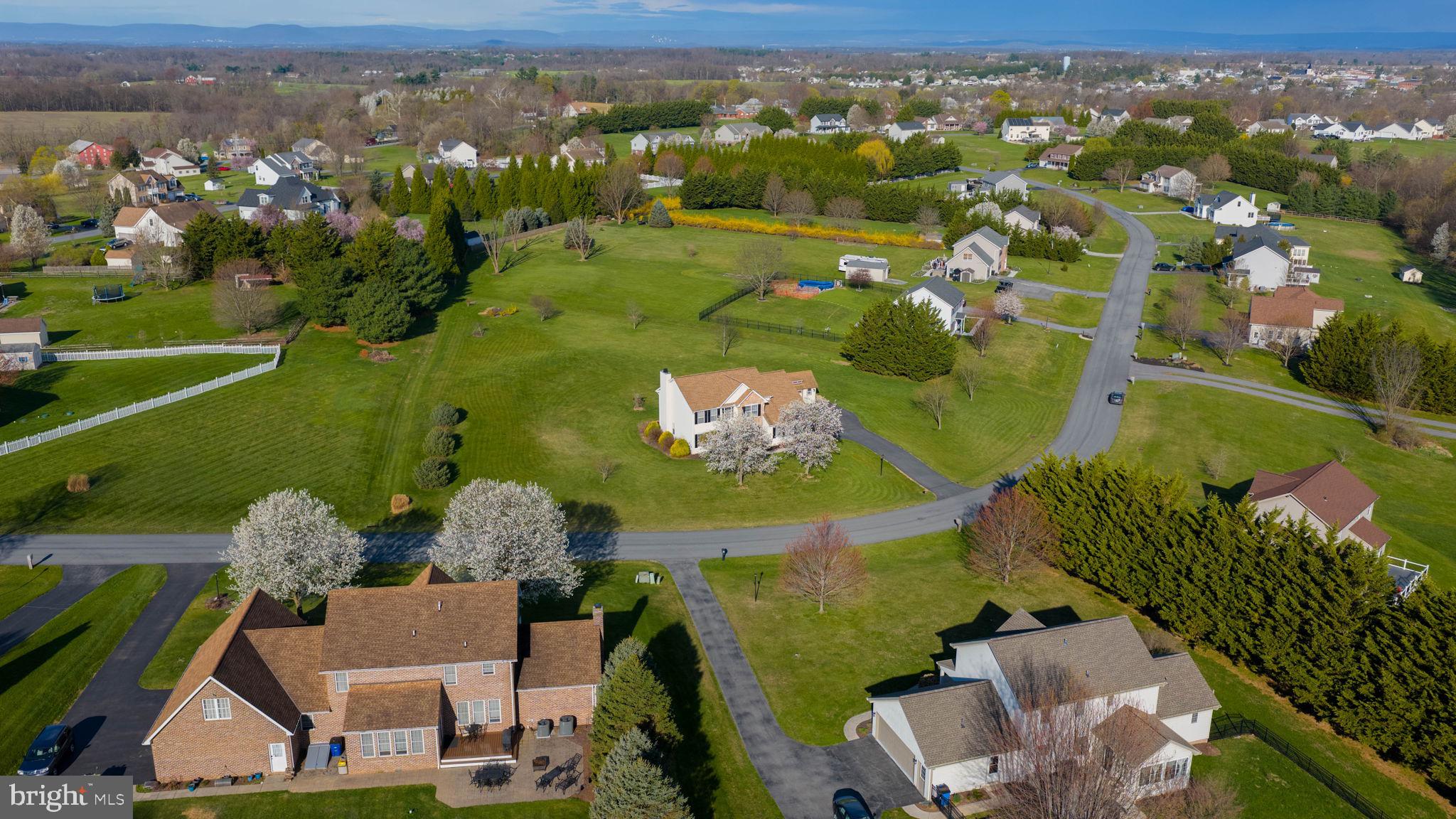 MAYERS SUMMIT - Residential