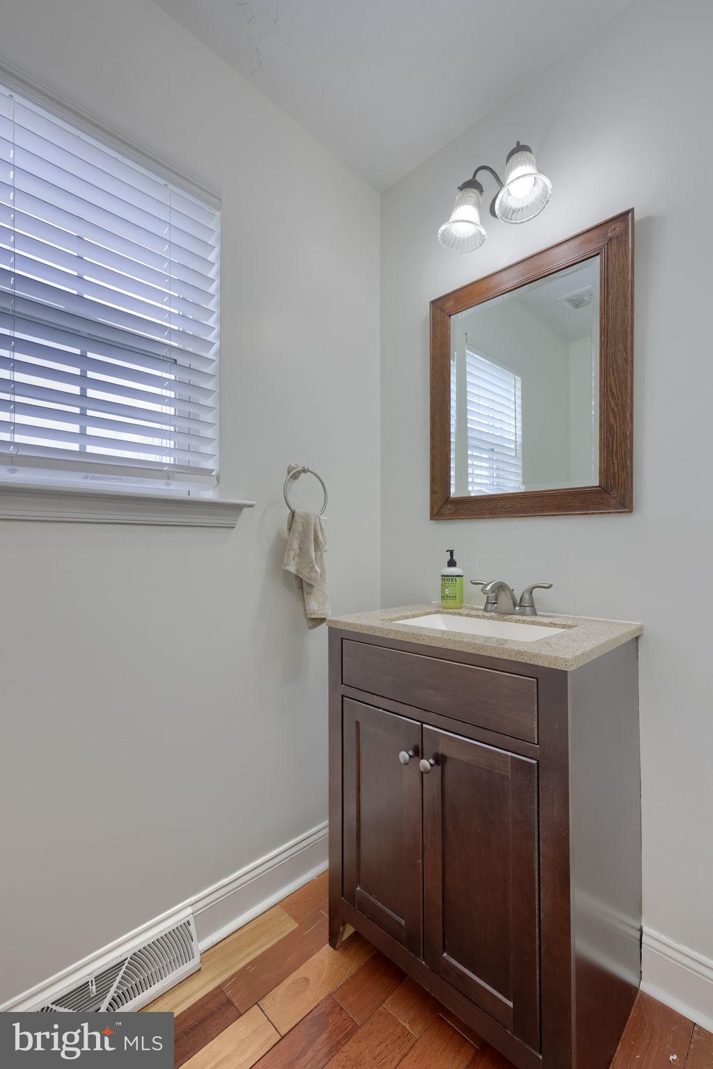 MAYERS SUMMIT - Residential