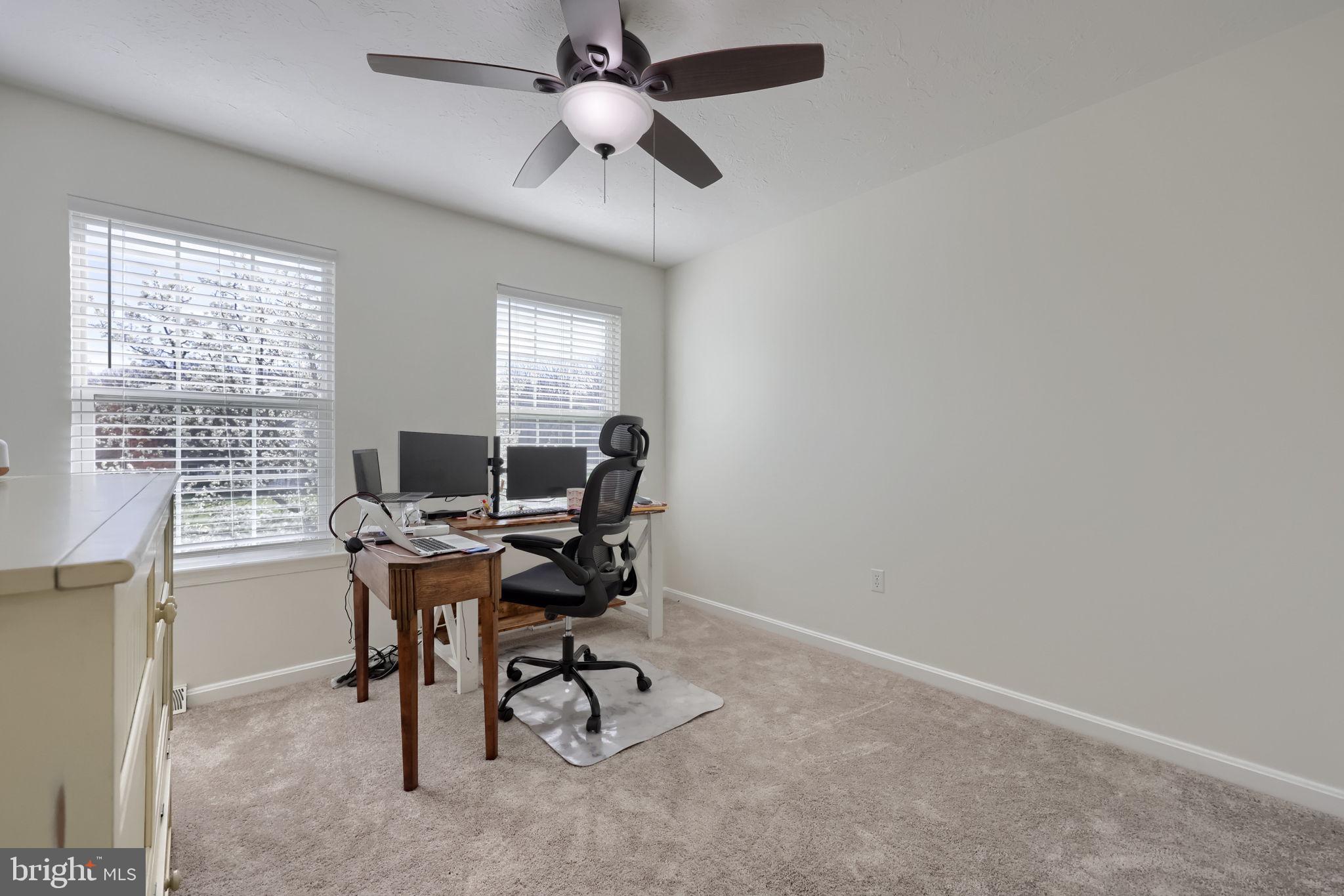 MAYERS SUMMIT - Residential