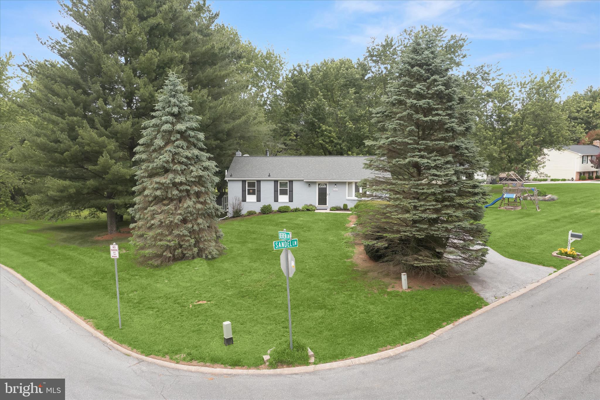 2301 SANDEL LANE