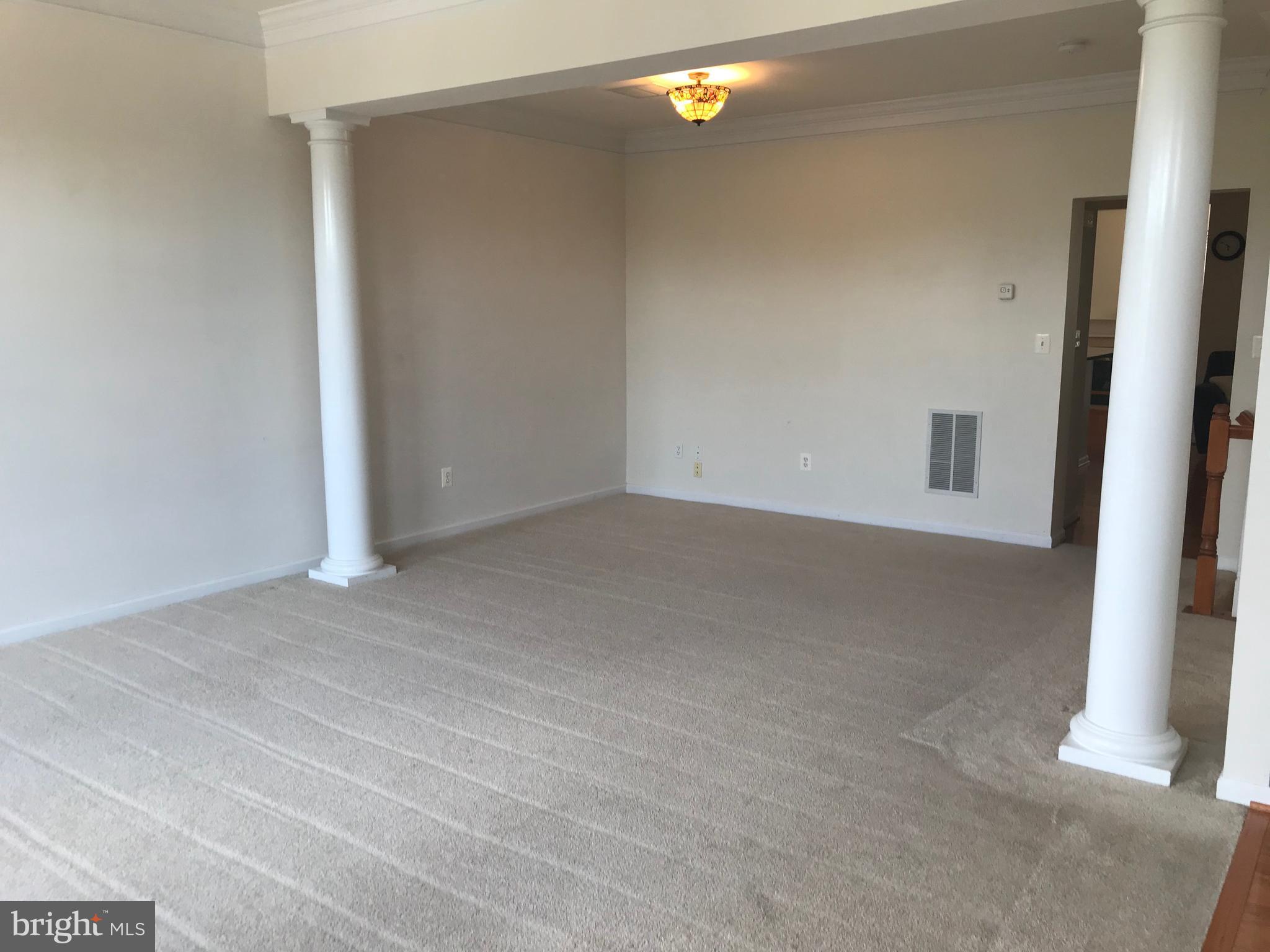 SOUTH RIDING - Residential Lease