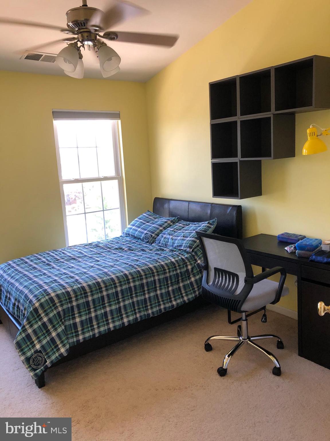 SOUTH RIDING - Residential Lease