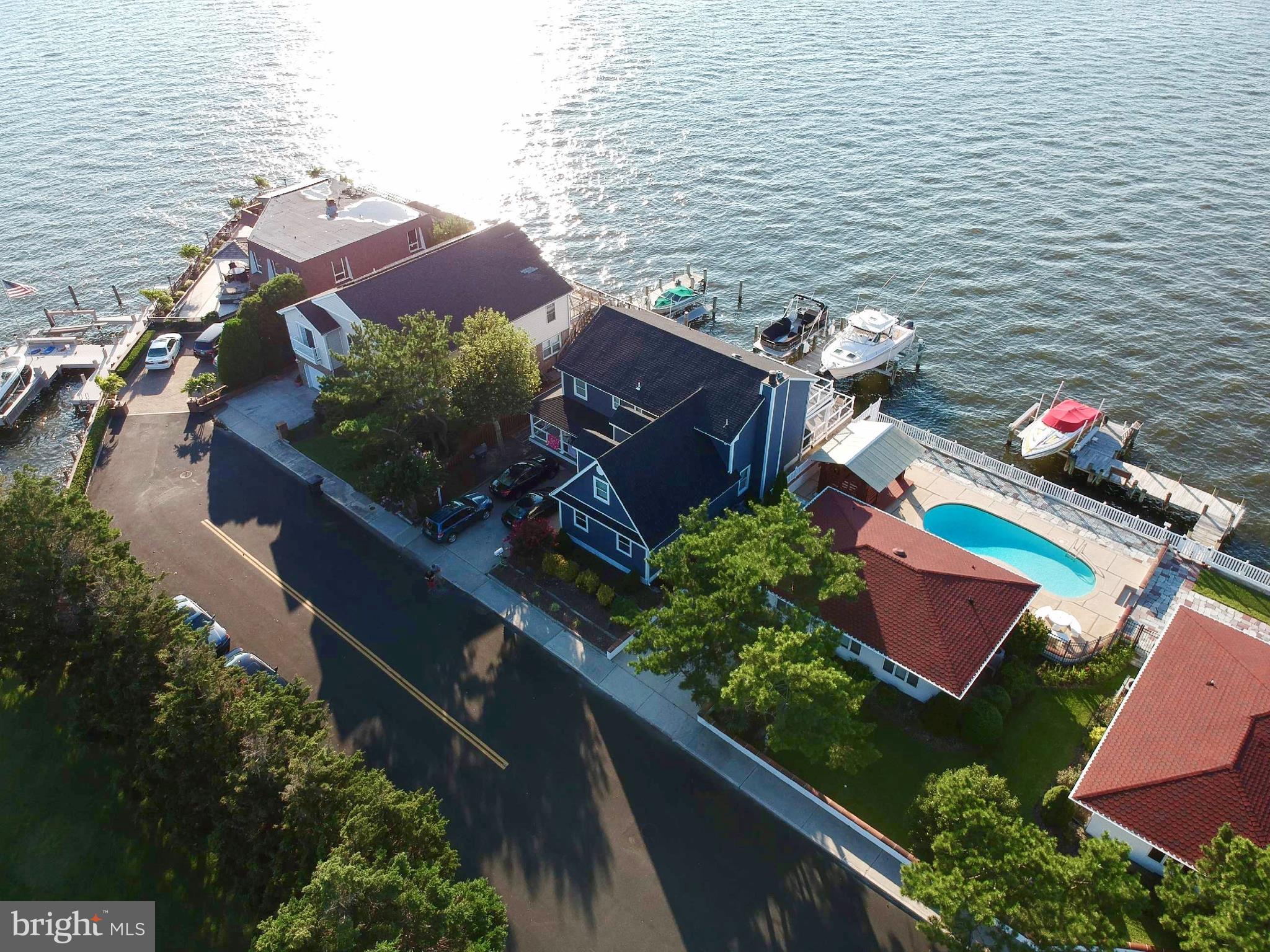 CAINE KEYS II EXT - Residential