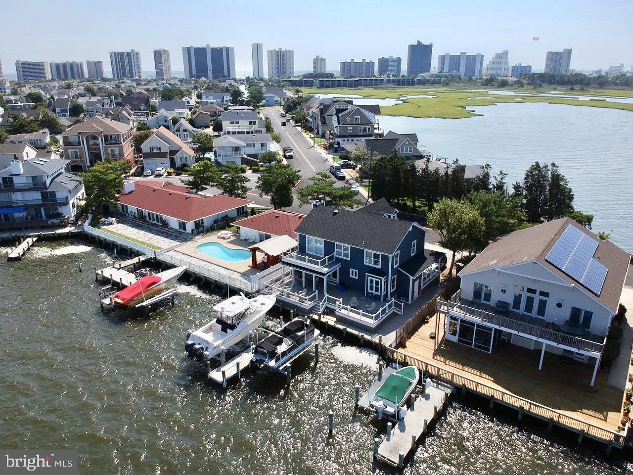 CAINE KEYS II EXT - Residential